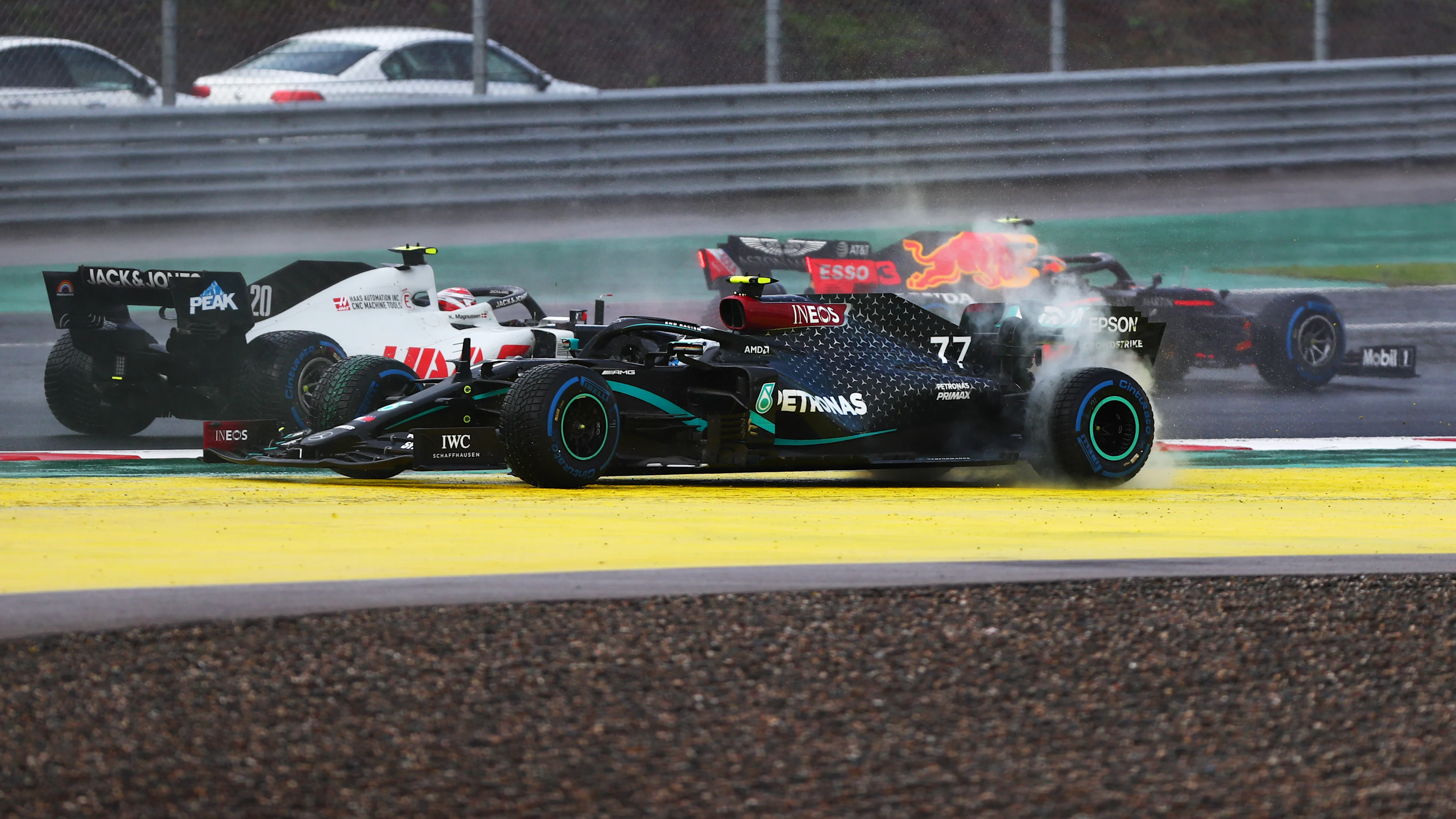 ISTANBUL, TURKEY - NOVEMBER 15: Valtteri Bottas of Finland driving the (77) Mercedes AMG Petronas