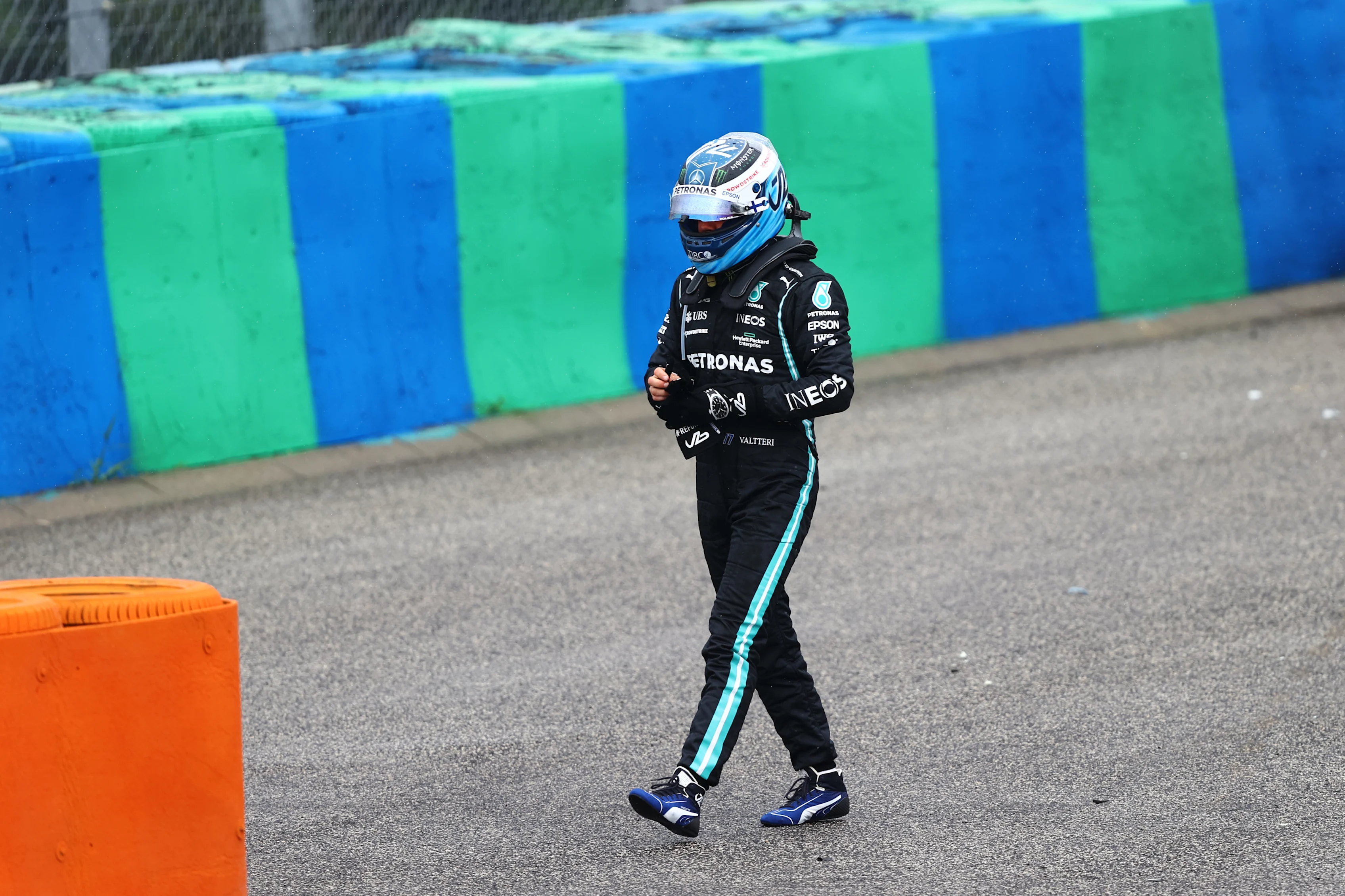 BUDAPEST, HUNGARY - AUGUST 01: Valtteri Bottas of Finland driving the (77) Mercedes AMG Petronas F1