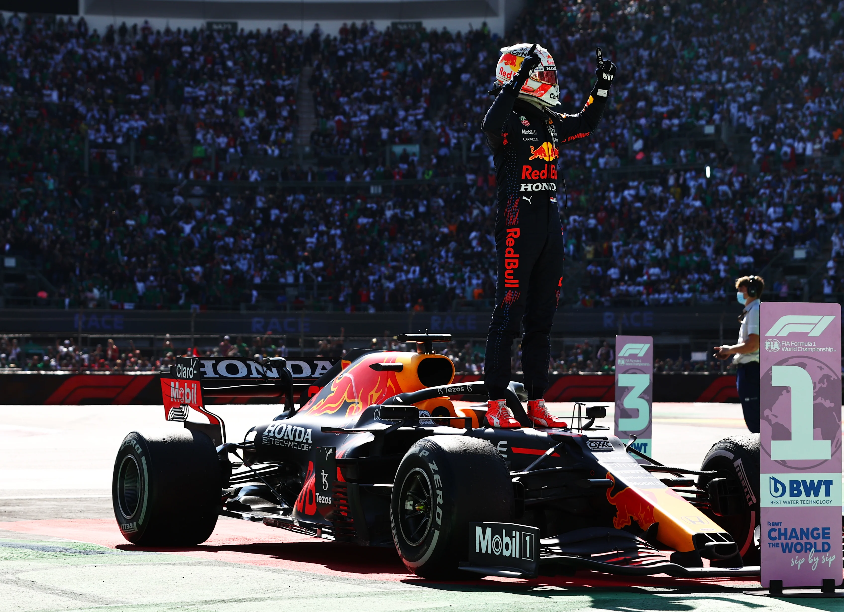 MEXICO CITY, MEXICO - NOVEMBER 07: Race winner Max Verstappen of Netherlands and Red Bull Racing