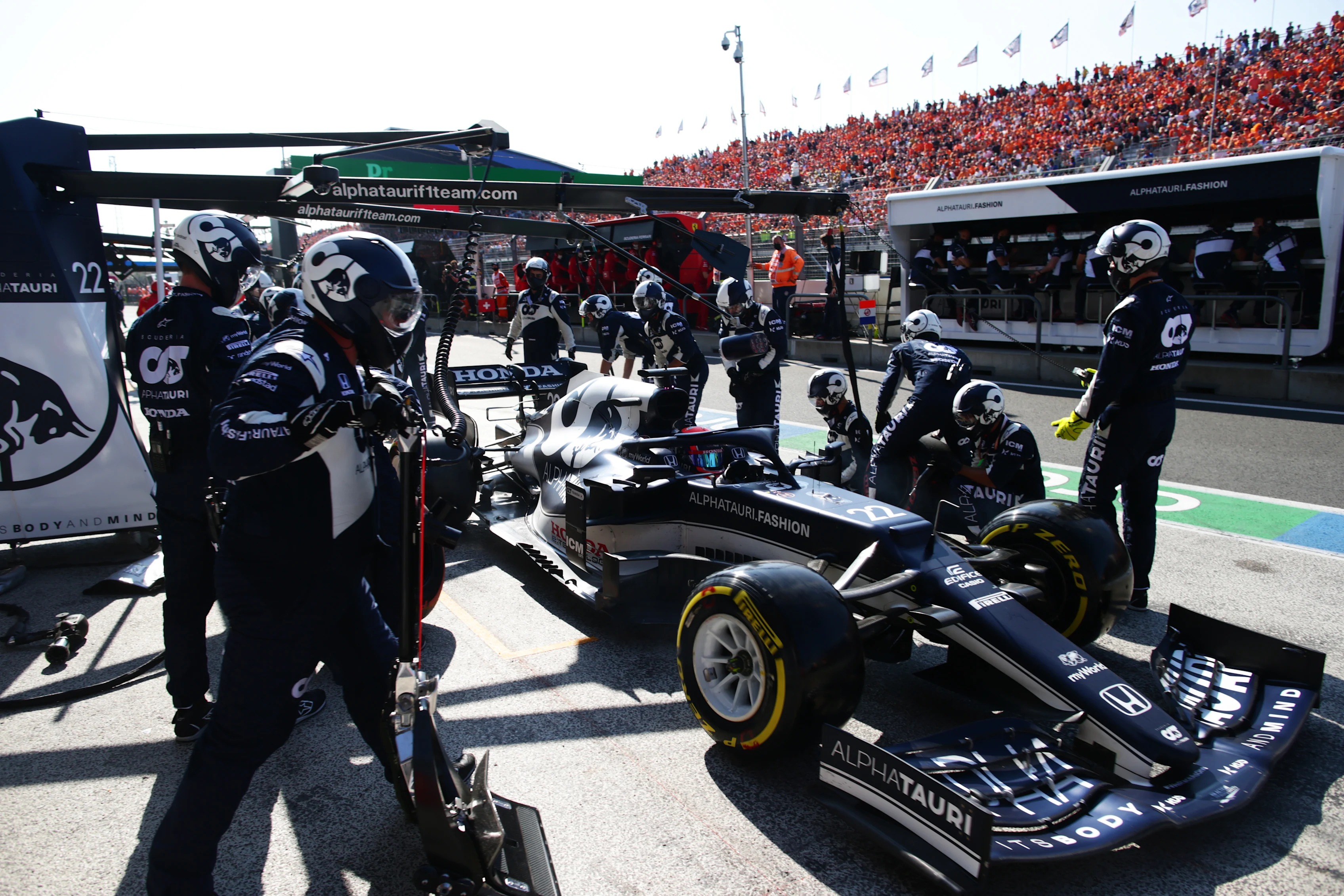 ZANDVOORT, NETHERLANDS - SEPTEMBER 05: Yuki Tsunoda of Japan driving the (22) Scuderia AlphaTauri