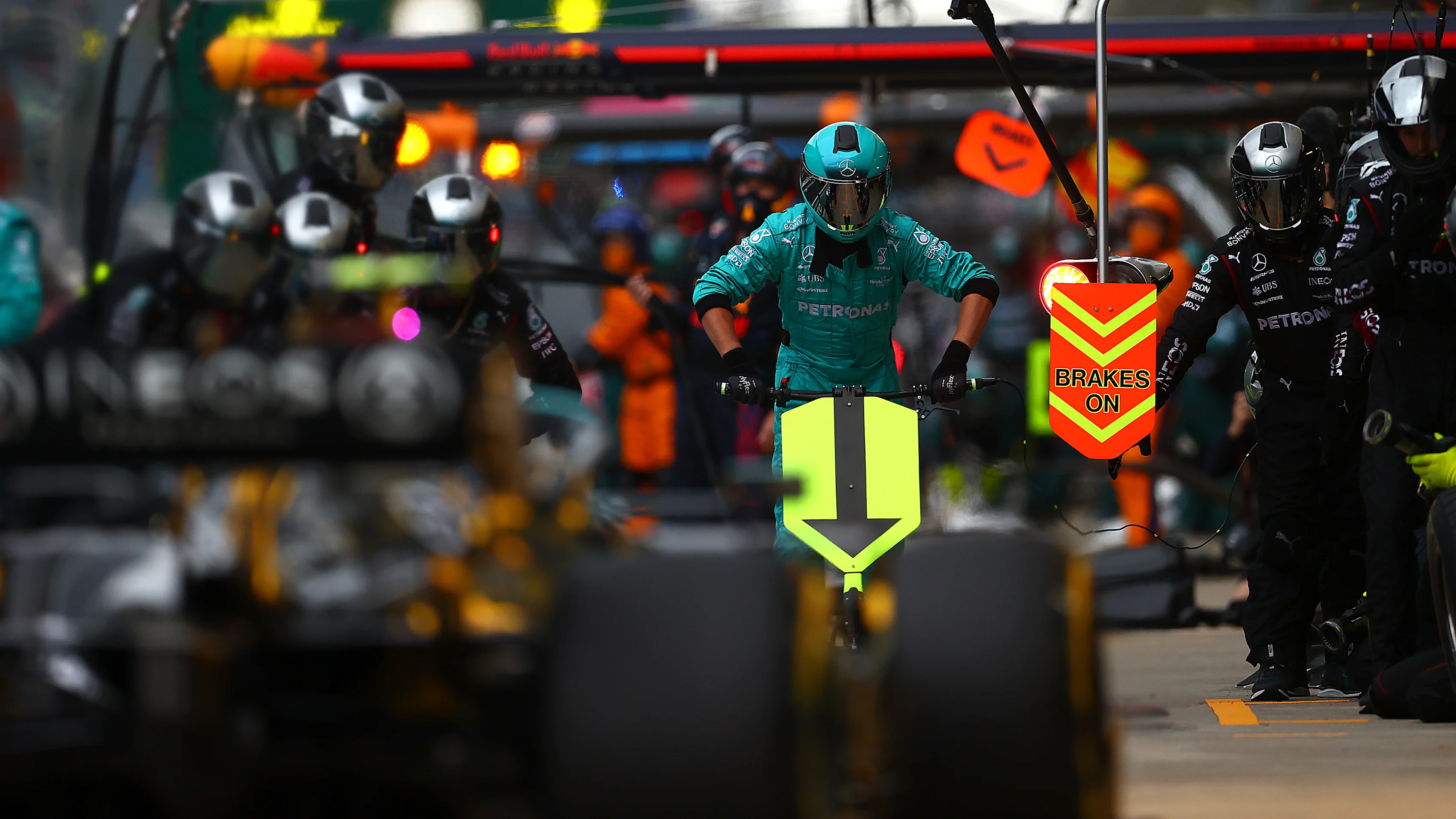 SOCHI, RUSSIA - SEPTEMBER 26: The Mercedes team wait as Valtteri Bottas of Finland driving the (77)