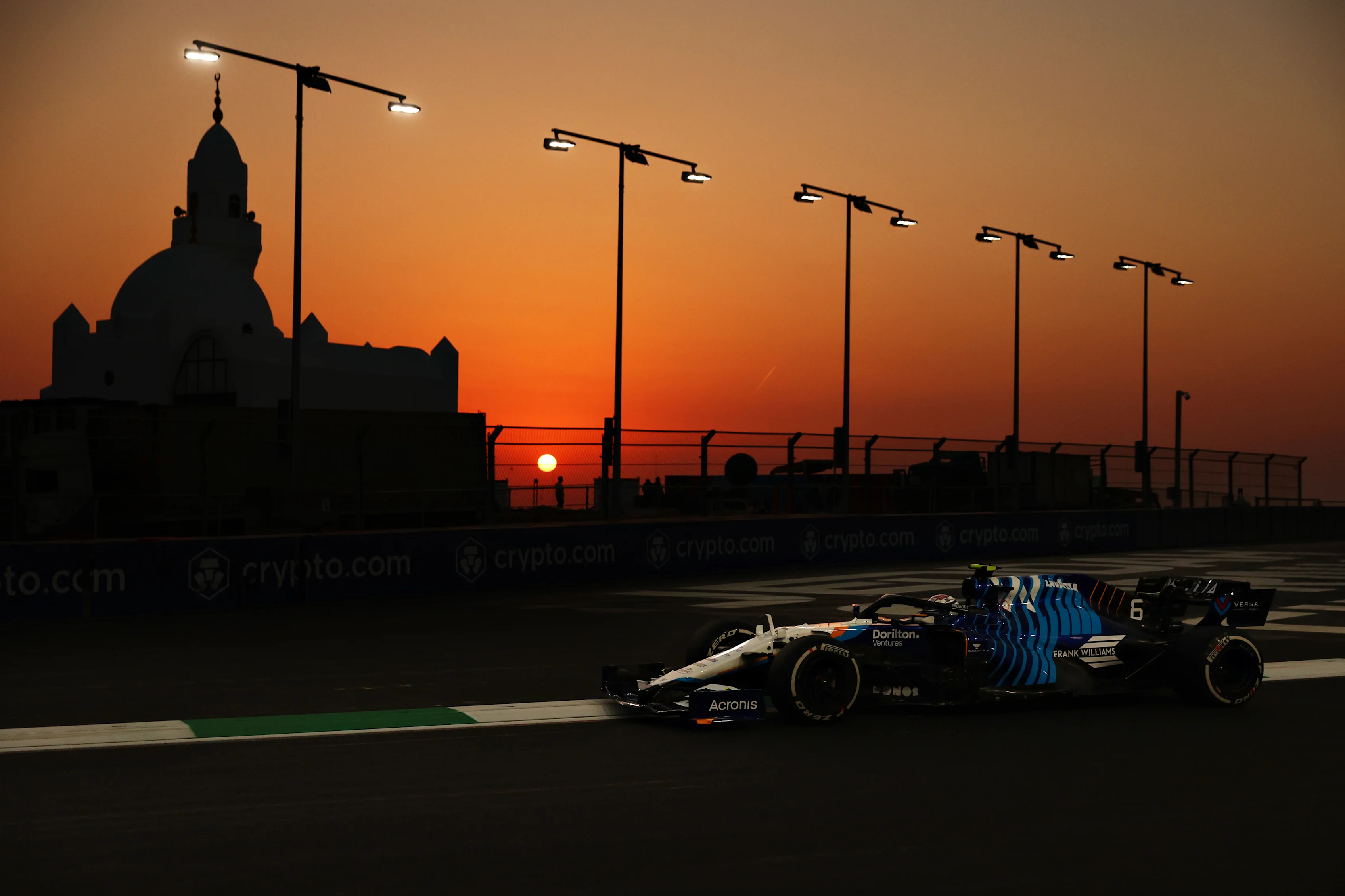 JEDDAH, SAUDI ARABIA - DECEMBER 03: Nicholas Latifi of Canada driving the (6) Williams Racing FW43B Mercedes during practice ahead of the F1 Grand Prix of Saudi Arabia at Jeddah Corniche Circuit on December 03, 2021 in Jeddah, Saudi Arabia. (Photo by Mark Thompson/Getty Images)