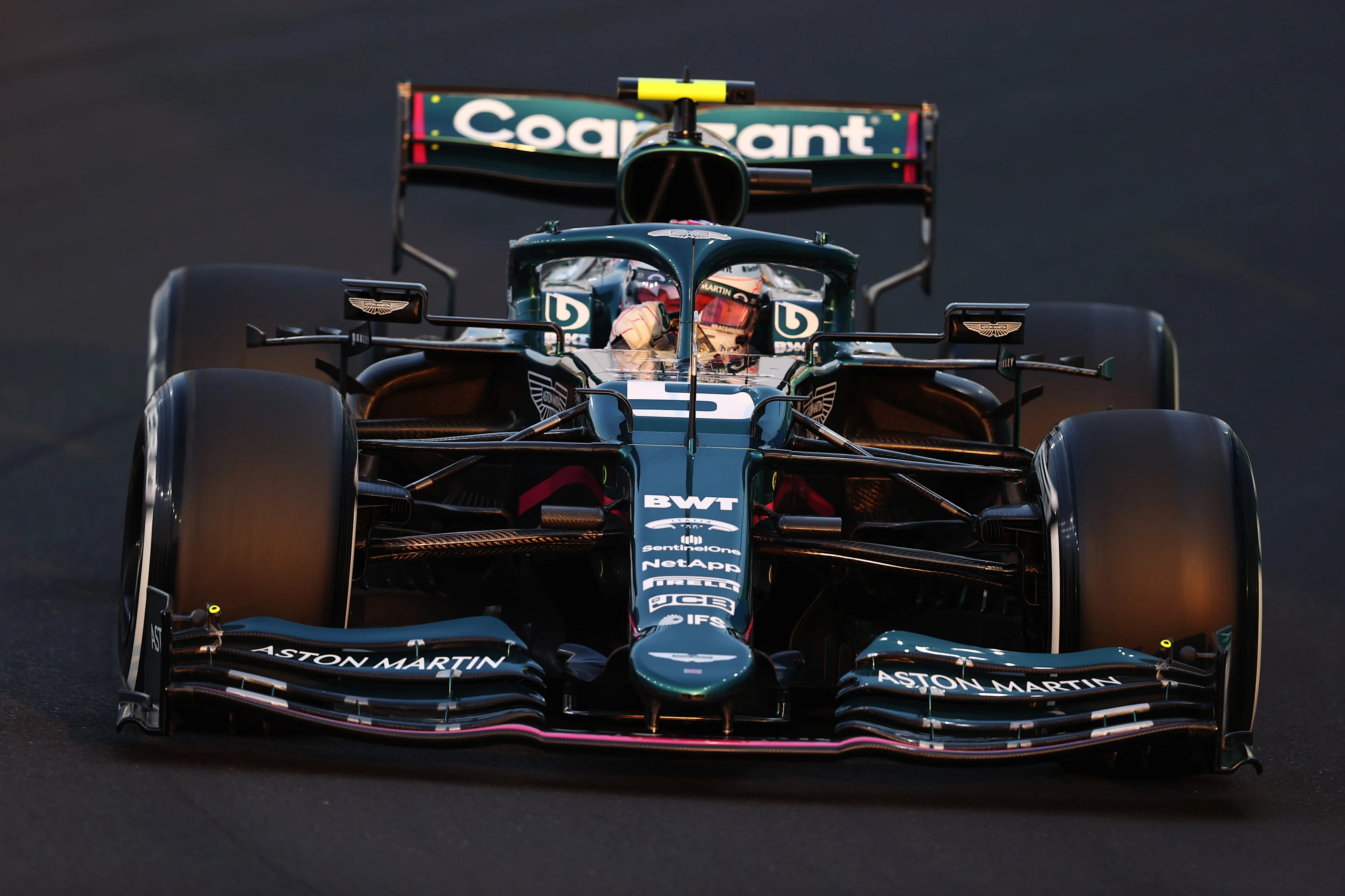 JEDDAH, SAUDI ARABIA - DECEMBER 04: Sebastian Vettel of Germany driving the (5) Aston Martin AMR21 Mercedes during final practice ahead of the F1 Grand Prix of Saudi Arabia at Jeddah Corniche Circuit on December 04, 2021 in Jeddah, Saudi Arabia. (Photo by Lars Baron/Getty Images)