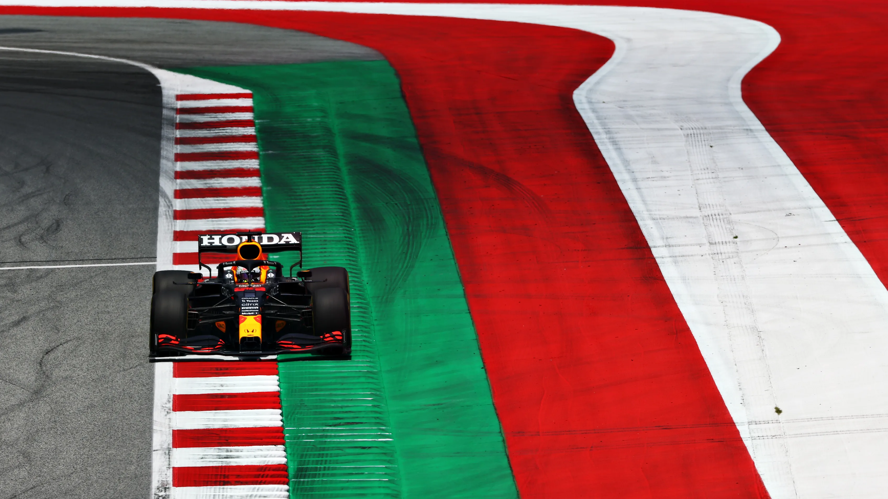 SPIELBERG, AUSTRIA - JUNE 25: Max Verstappen of the Netherlands driving the (33) Red Bull Racing