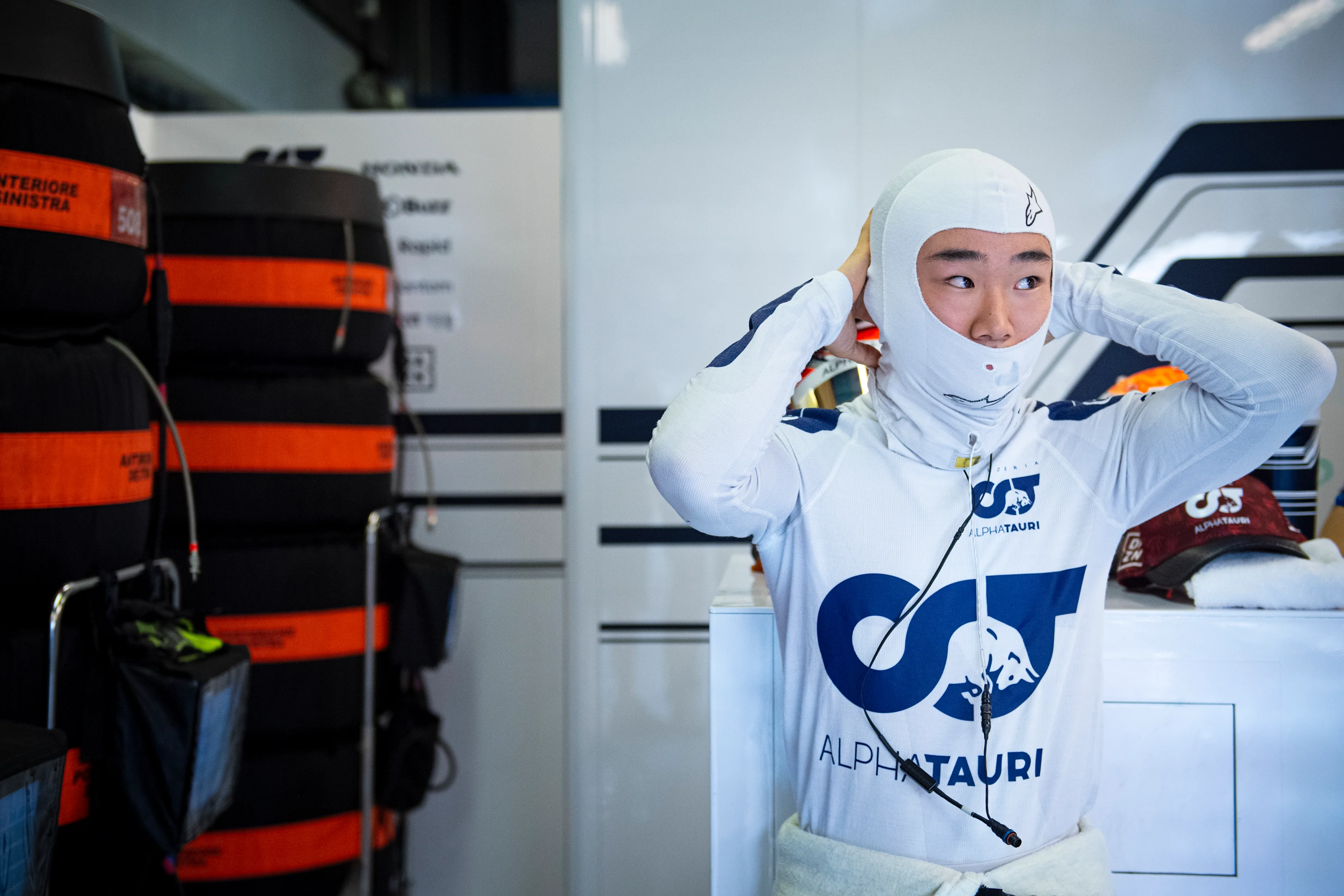 ABU DHABI, UNITED ARAB EMIRATES - NOVEMBER 19: Yuki Tsunoda of Japan and Scuderia AlphaTauri