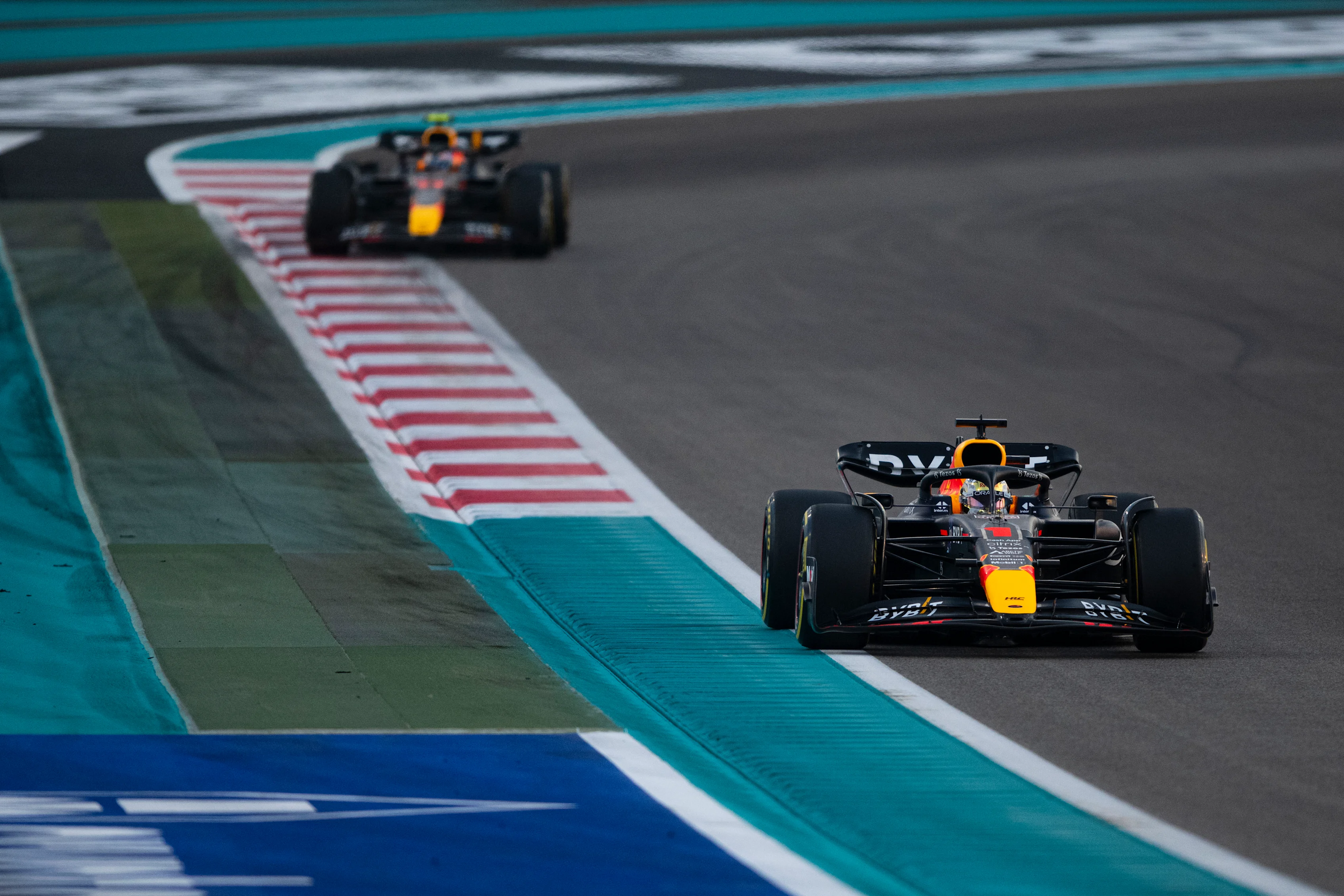 ABU DHABI, UNITED ARAB EMIRATES - NOVEMBER 20: Max Verstappen of the Netherlands driving the (1)