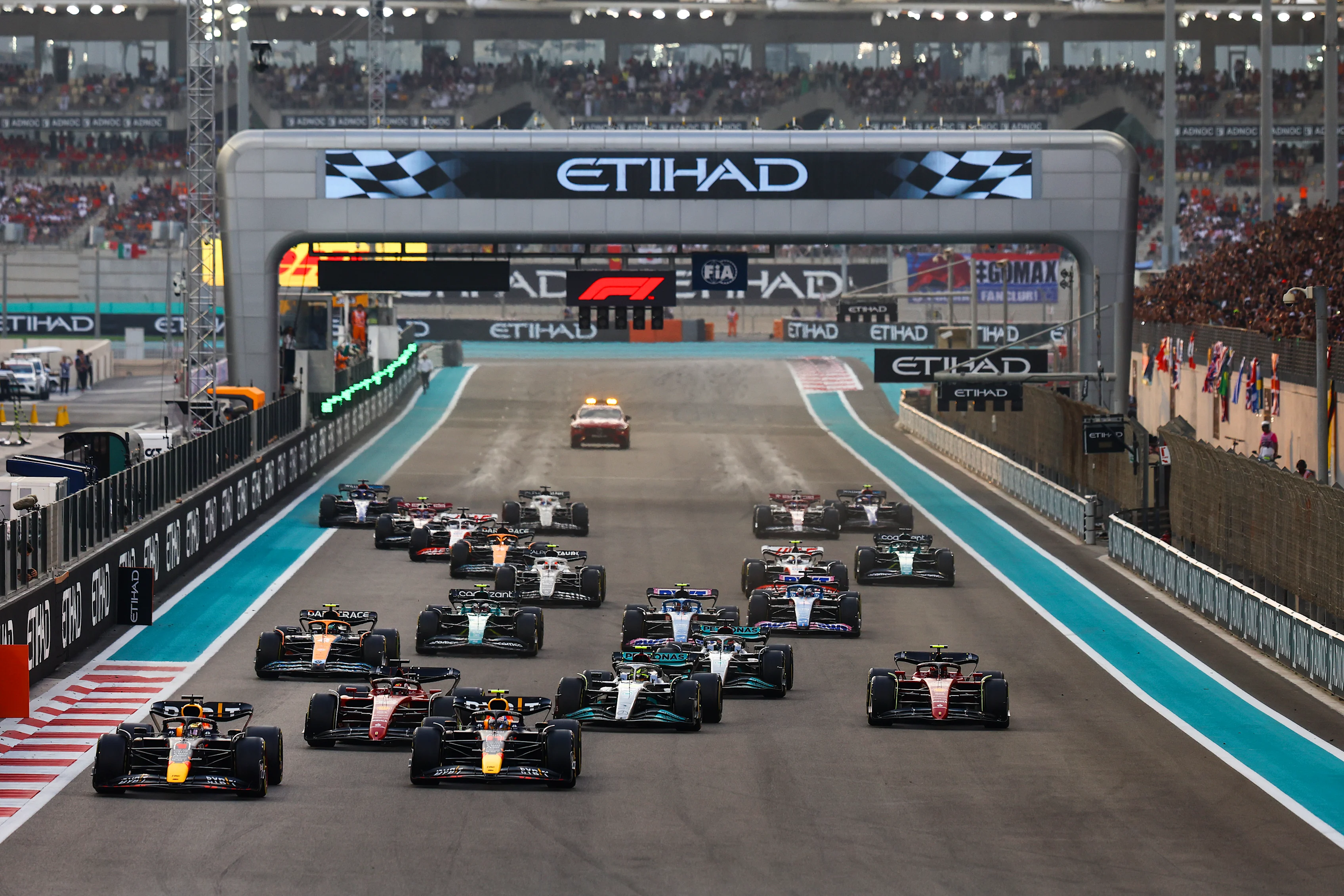 ABU DHABI, UNITED ARAB EMIRATES - NOVEMBER 20: Max Verstappen of the Netherlands driving the (1)