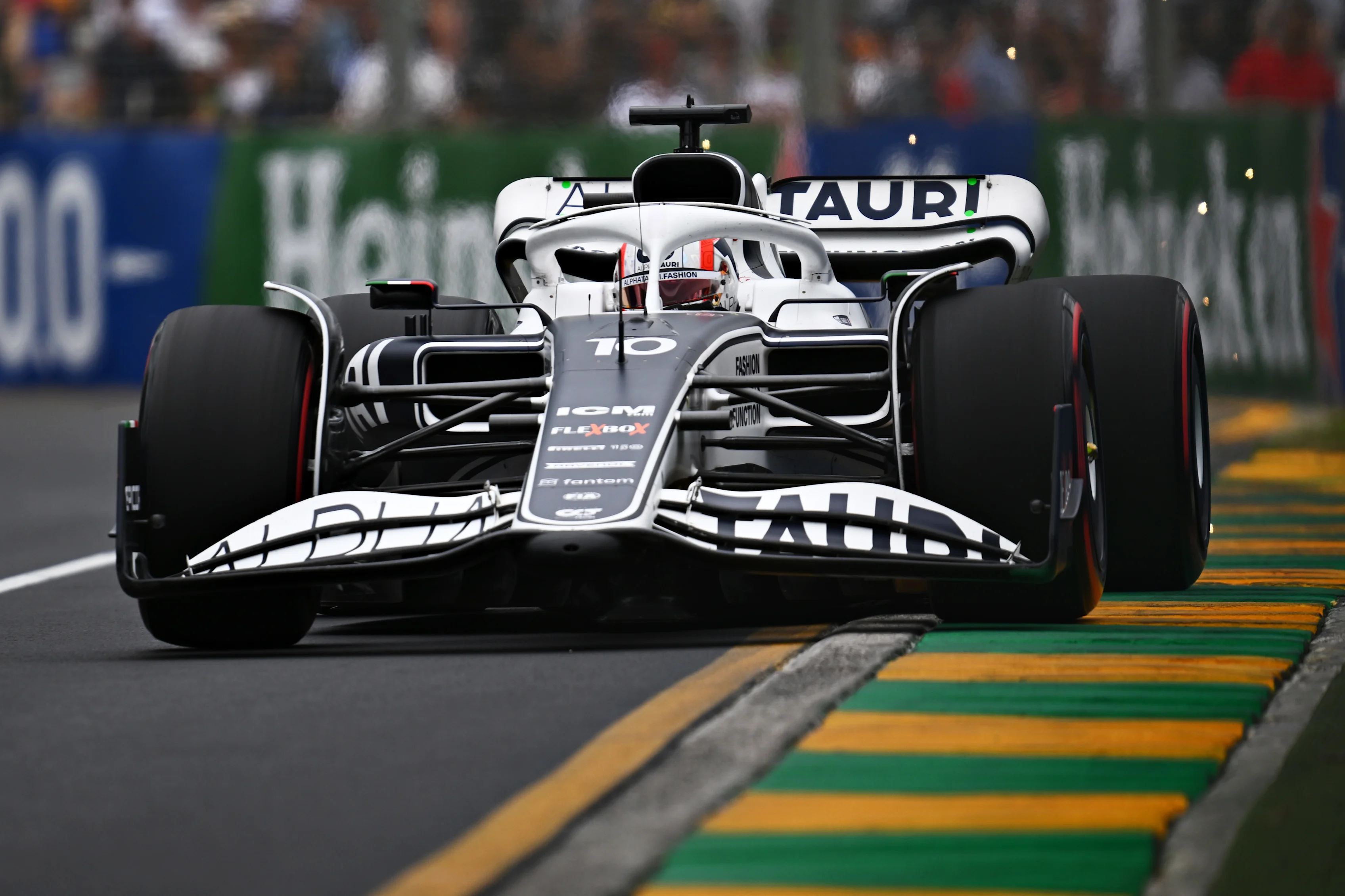 MELBOURNE, AUSTRALIA - APRIL 09: Pierre Gasly of France driving the (10) Scuderia AlphaTauri AT03 on track during final practice ahead of the F1 Grand Prix of Australia at Melbourne Grand Prix Circuit on April 09, 2022 in Melbourne, Australia. (Photo by Clive Mason/Getty Images)