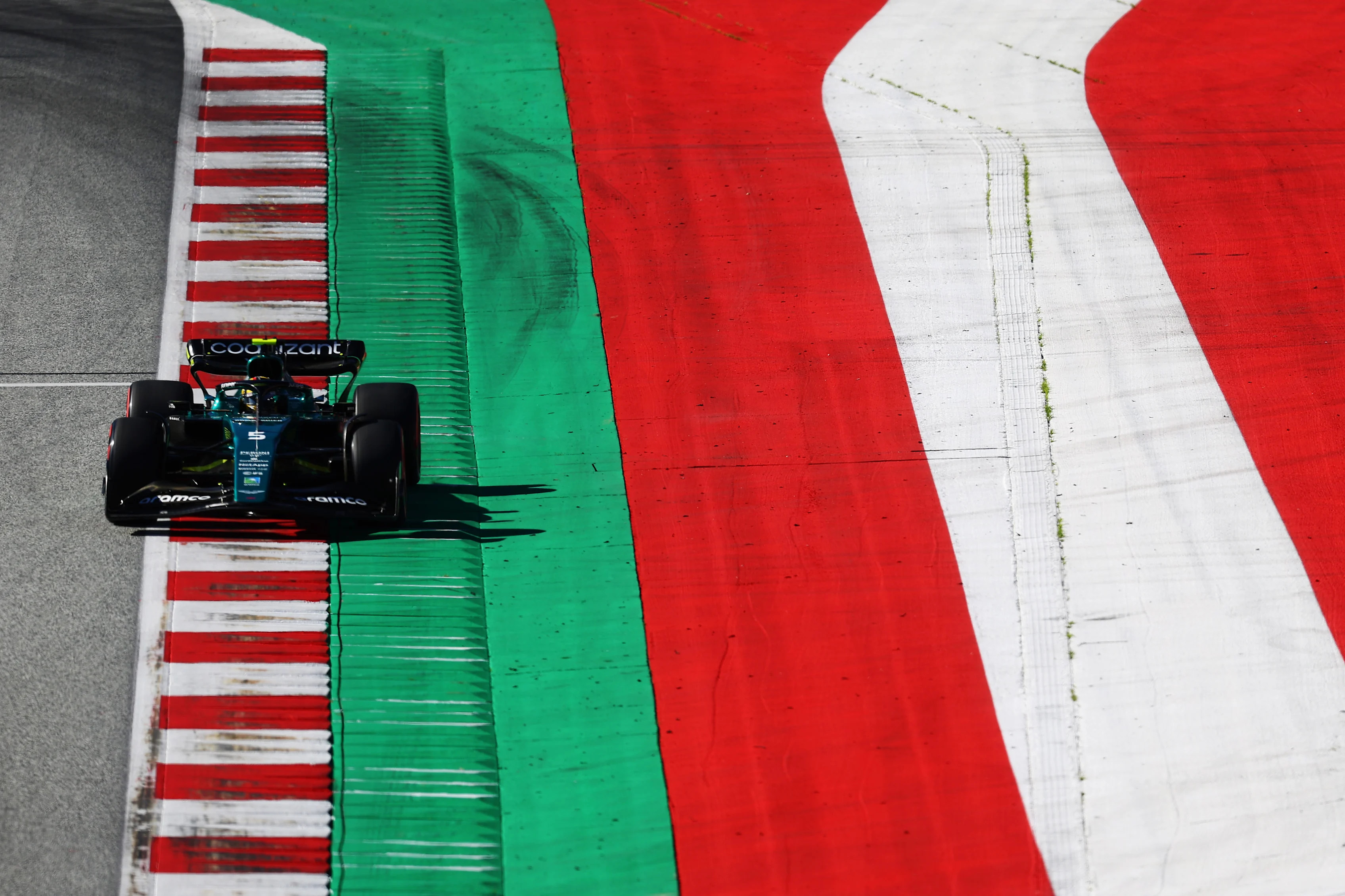 SPIELBERG, AUSTRIA - JULY 08: Sebastian Vettel of Germany driving the (5) Aston Martin AMR22 Mercedes on track during qualifying ahead of the F1 Grand Prix of Austria at Red Bull Ring on July 08, 2022 in Spielberg, Austria. (Photo by Clive Rose/Getty Images)
