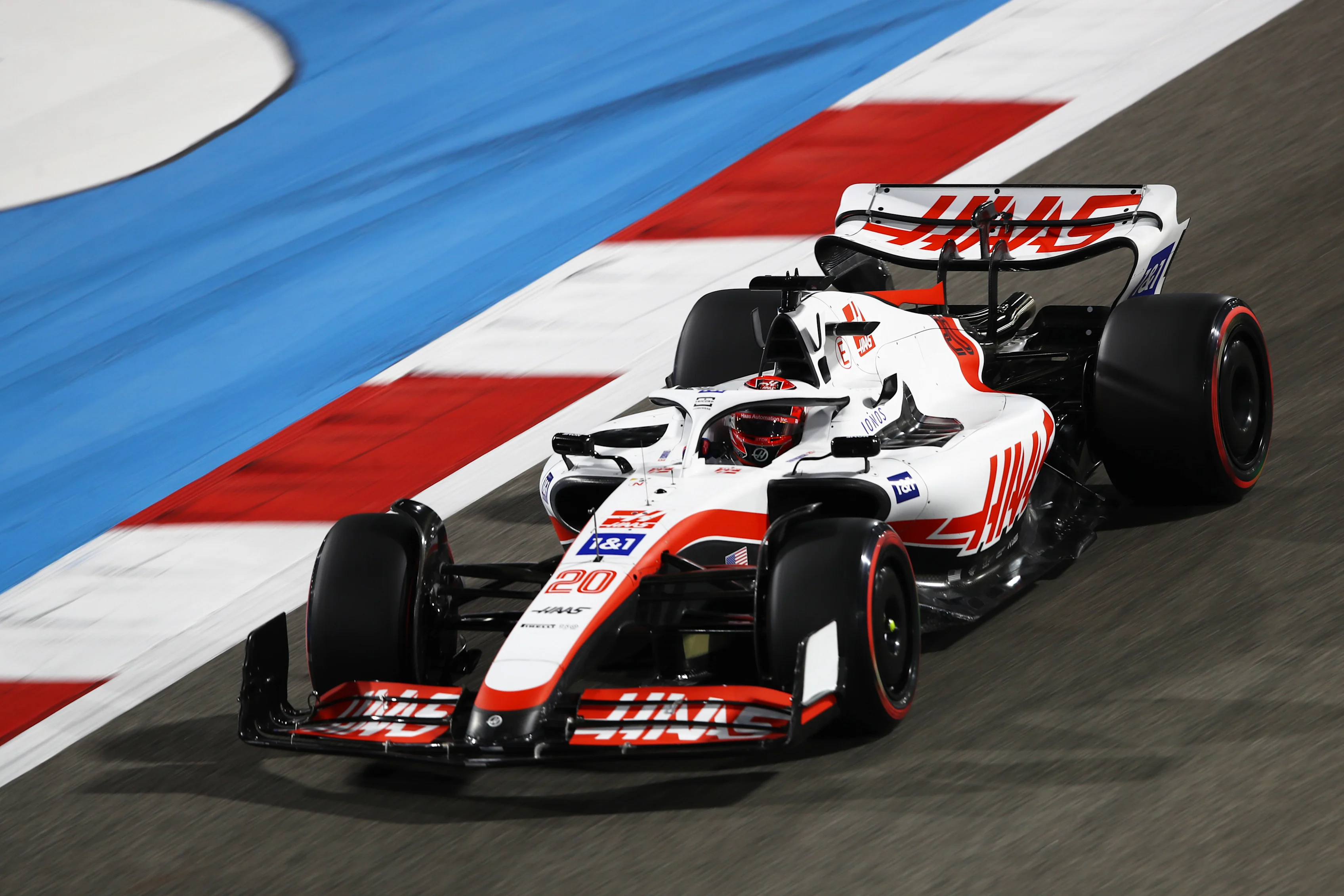 BAHRAIN, BAHRAIN - MARCH 18: Kevin Magnussen of Denmark driving the (20) Haas F1 VF-22 Ferrari on