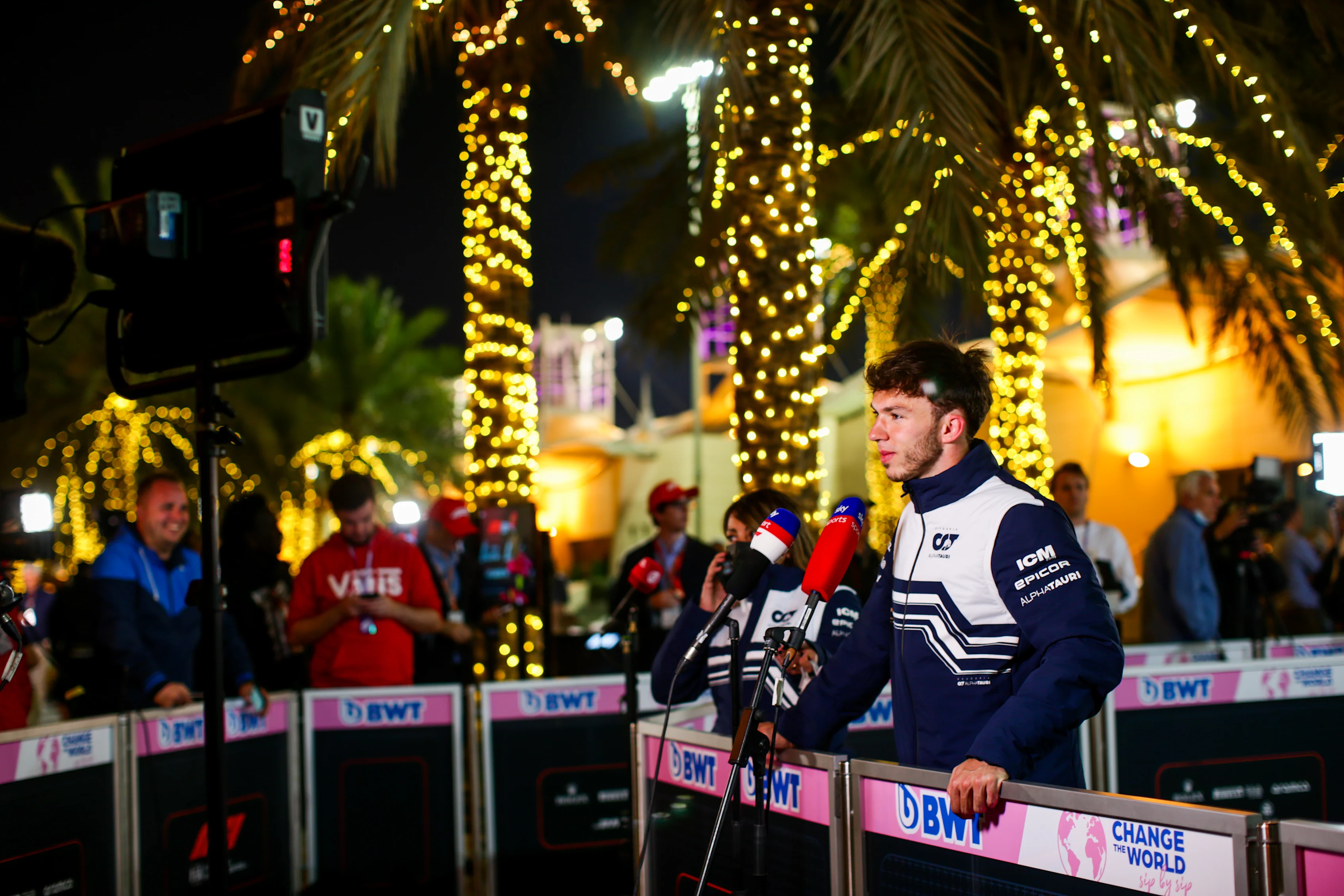 BAHRAIN, BAHRAIN - MARCH 19: Pierre Gasly of Scuderia AlphaTauri and France  during qualifying ahead of the F1 Grand Prix of Bahrain at Bahrain International Circuit on March 19, 2022 in Bahrain, Bahrain. (Photo by Peter Fox/Getty Images)