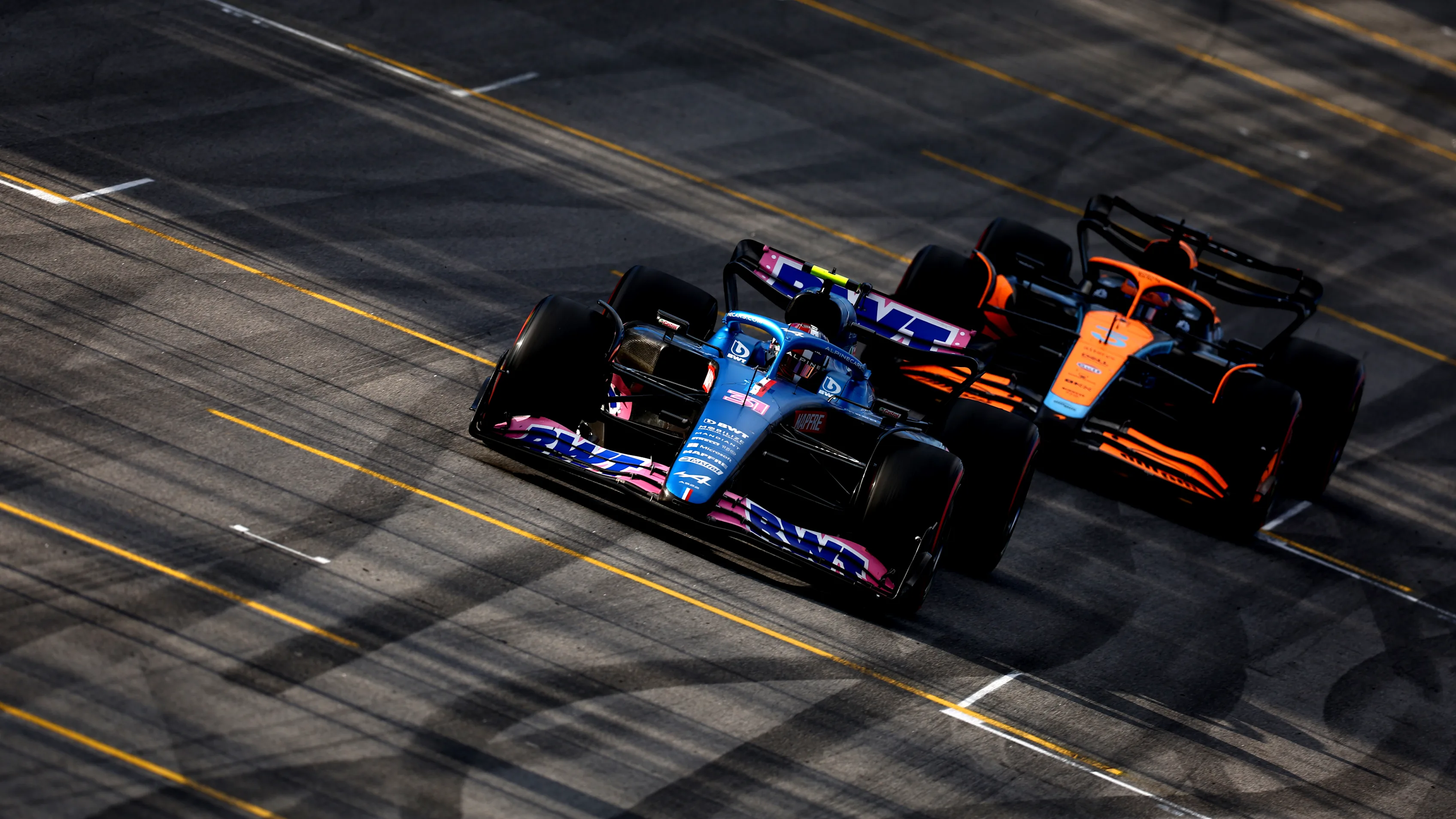 SAO PAULO, BRAZIL - NOVEMBER 12: Esteban Ocon of France driving the (31) Alpine F1 A522 Renault