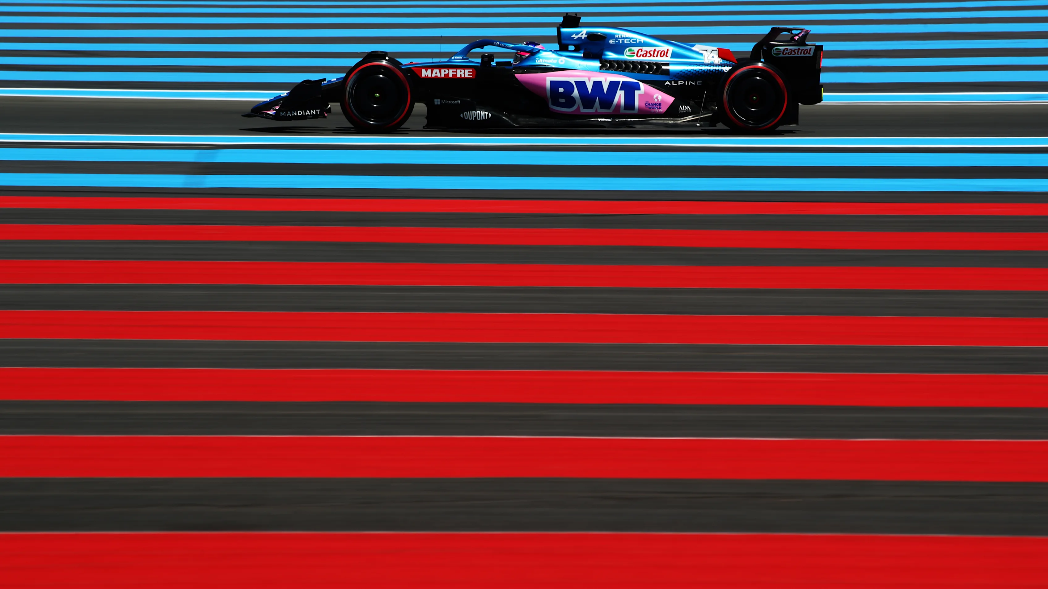 LE CASTELLET, FRANCE - JULY 22: Fernando Alonso of Spain driving the (14) Alpine F1 A522 Renault on track during practice ahead of the F1 Grand Prix of France at Circuit Paul Ricard on July 22, 2022 in Le Castellet, France. (Photo by Joe Portlock - Formula 1/Formula 1 via Getty Images)
