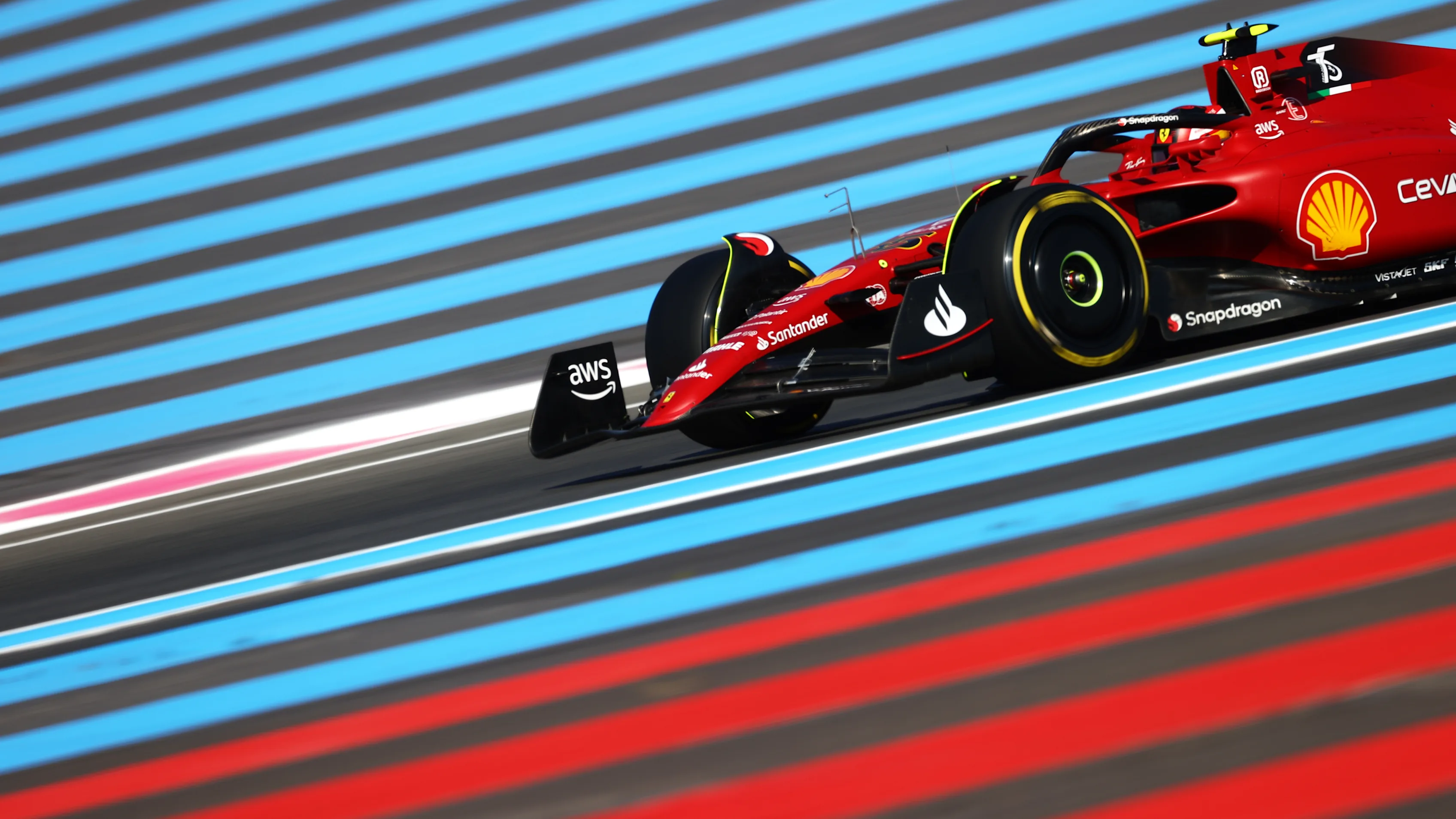 LE CASTELLET, FRANCE - JULY 22: Carlos Sainz of Spain driving (55) the Ferrari F1-75 on track during practice ahead of the F1 Grand Prix of France at Circuit Paul Ricard on July 22, 2022 in Le Castellet, France. (Photo by Dan Istitene - Formula 1/Formula 1 via Getty Images)