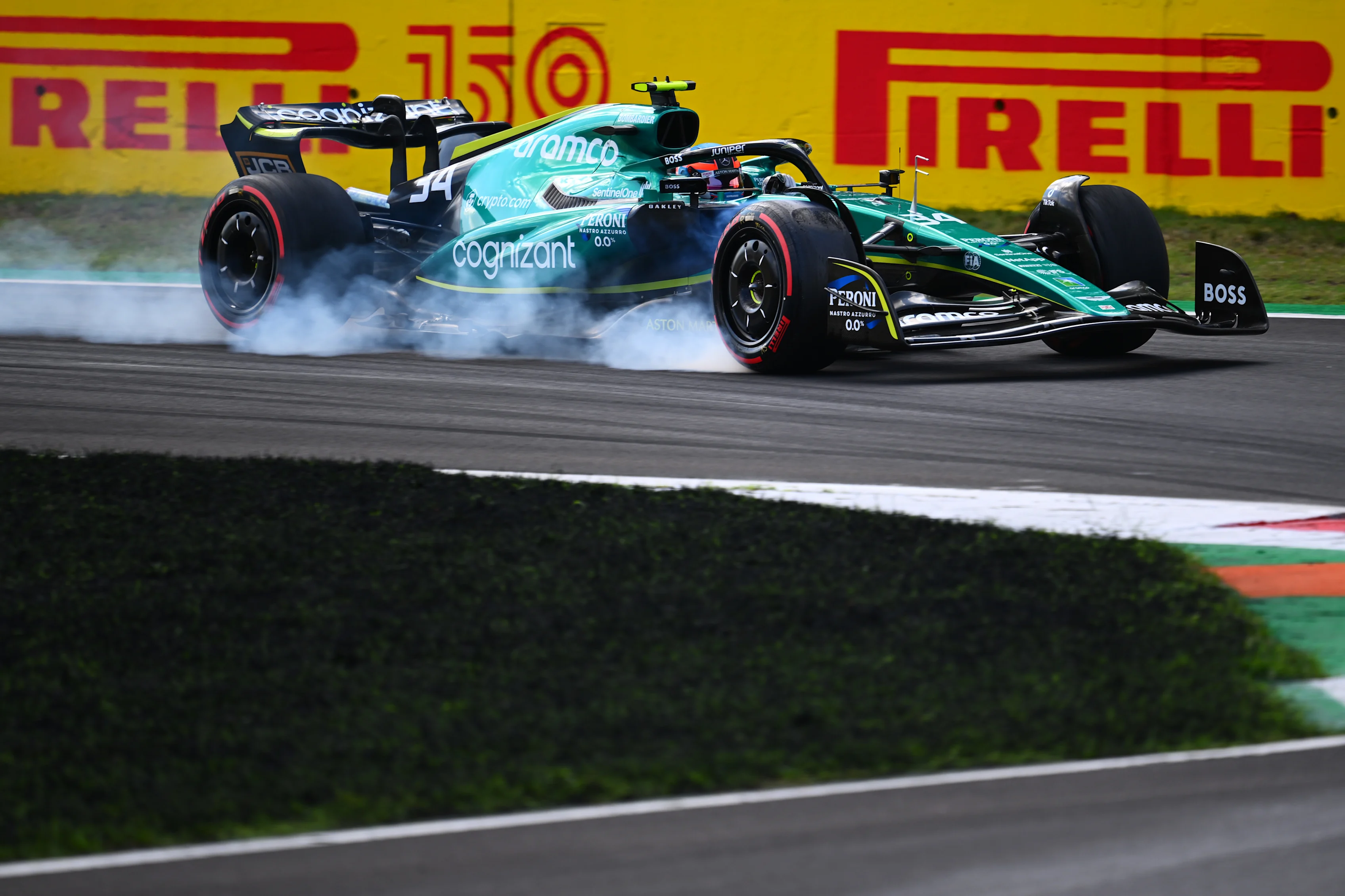 MONZA, ITALY - SEPTEMBER 09: Nyck de Vries Aston Martin AMR22 Mercedes locks a wheel under braking during practice ahead of the F1 Grand Prix of Italy at Autodromo Nazionale Monza on September 09, 2022 in Monza, Italy. (Photo by Clive Mason/Getty Images)