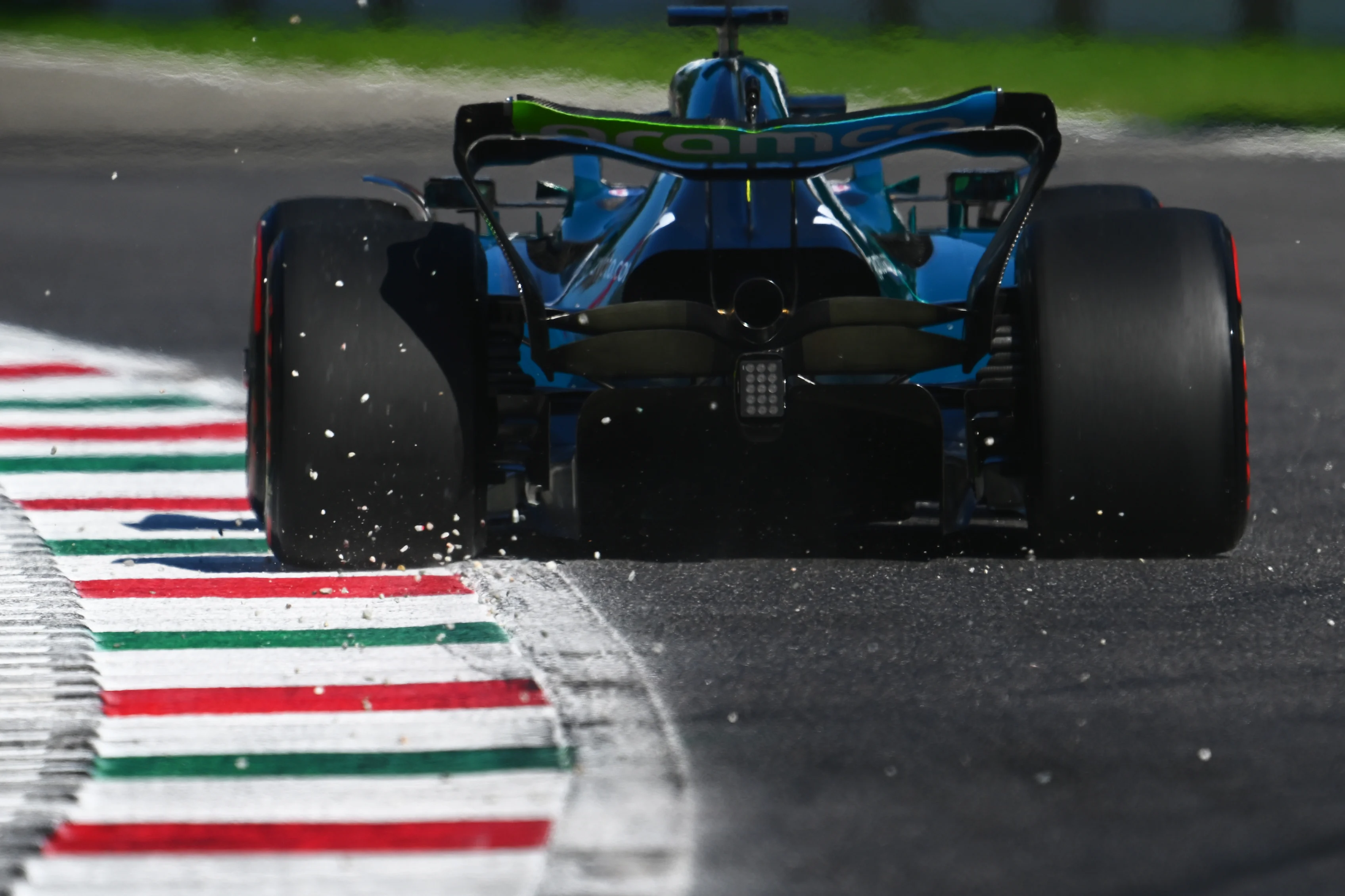 MONZA, ITALY - SEPTEMBER 10: Lance Stroll of Canada driving the (18) Aston Martin AMR22 Mercedes on track during qualifying ahead of the F1 Grand Prix of Italy at Autodromo Nazionale Monza on September 10, 2022 in Monza, Italy. (Photo by Clive Mason/Getty Images)