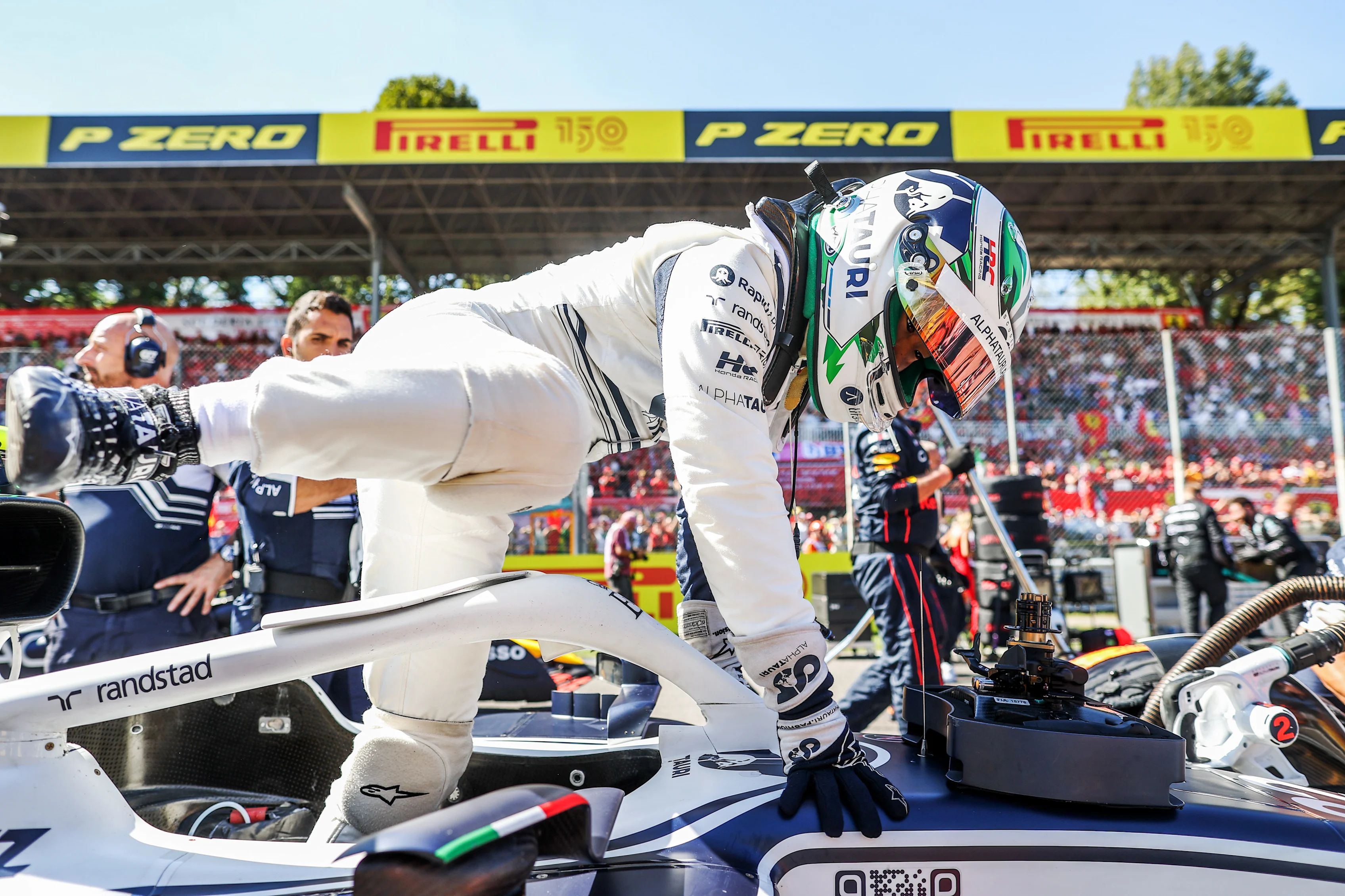 MONZA, ITALY - SEPTEMBER 11: Yuki Tsunoda of Scuderia AlphaTauri and Japan on the grid during the F1 Grand Prix of Italy at Autodromo Nazionale Monza on September 11, 2022 in Monza, Italy. (Photo by Peter Fox/Getty Images)