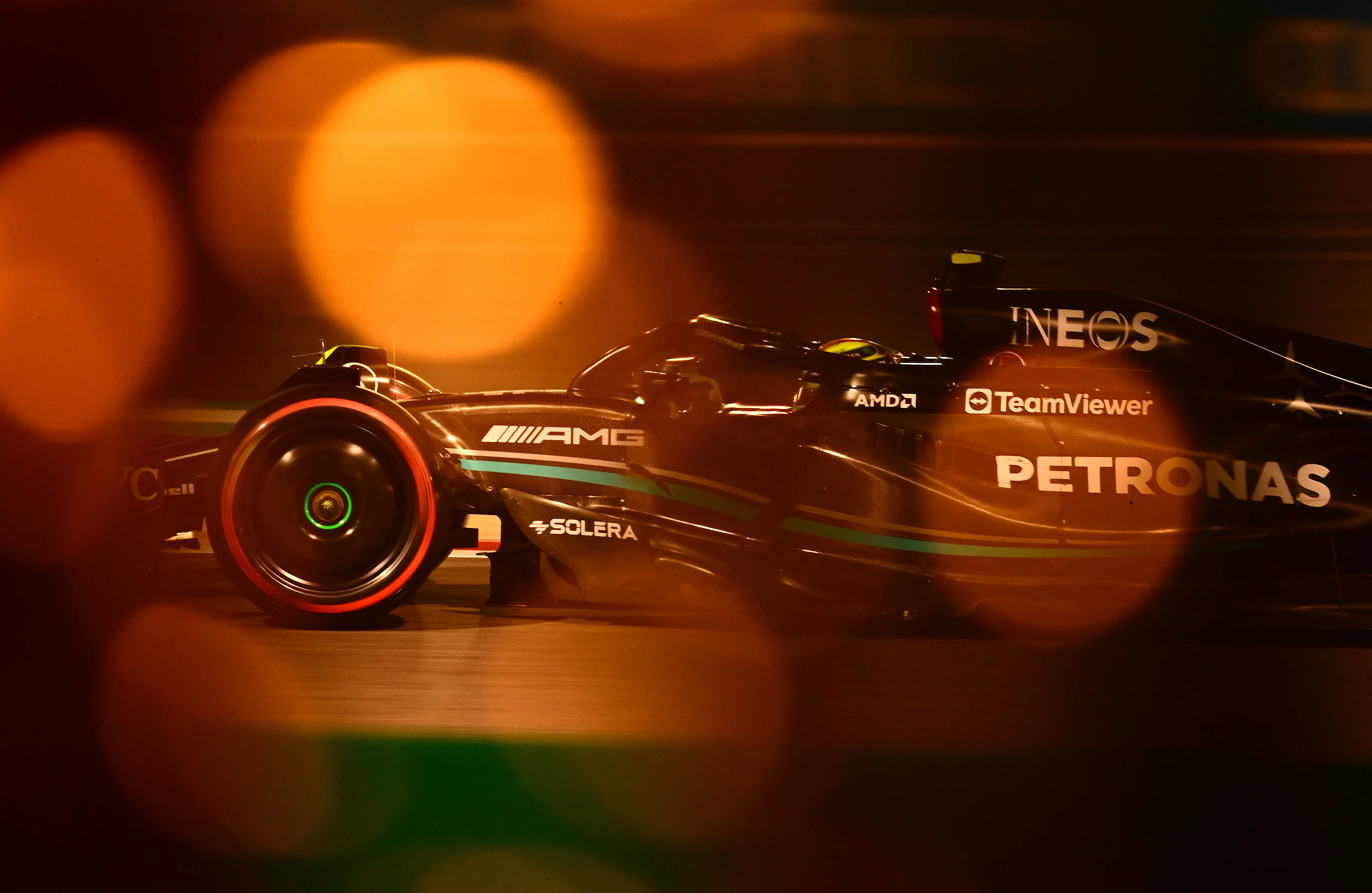 BAHRAIN, BAHRAIN - MARCH 04: Lewis Hamilton of Great Britain driving the (44) Mercedes AMG Petronas F1 Team W14 on track during qualifying ahead of the F1 Grand Prix of Bahrain at Bahrain International Circuit on March 04, 2023 in Bahrain, Bahrain. (Photo by Clive Mason/Getty Images)