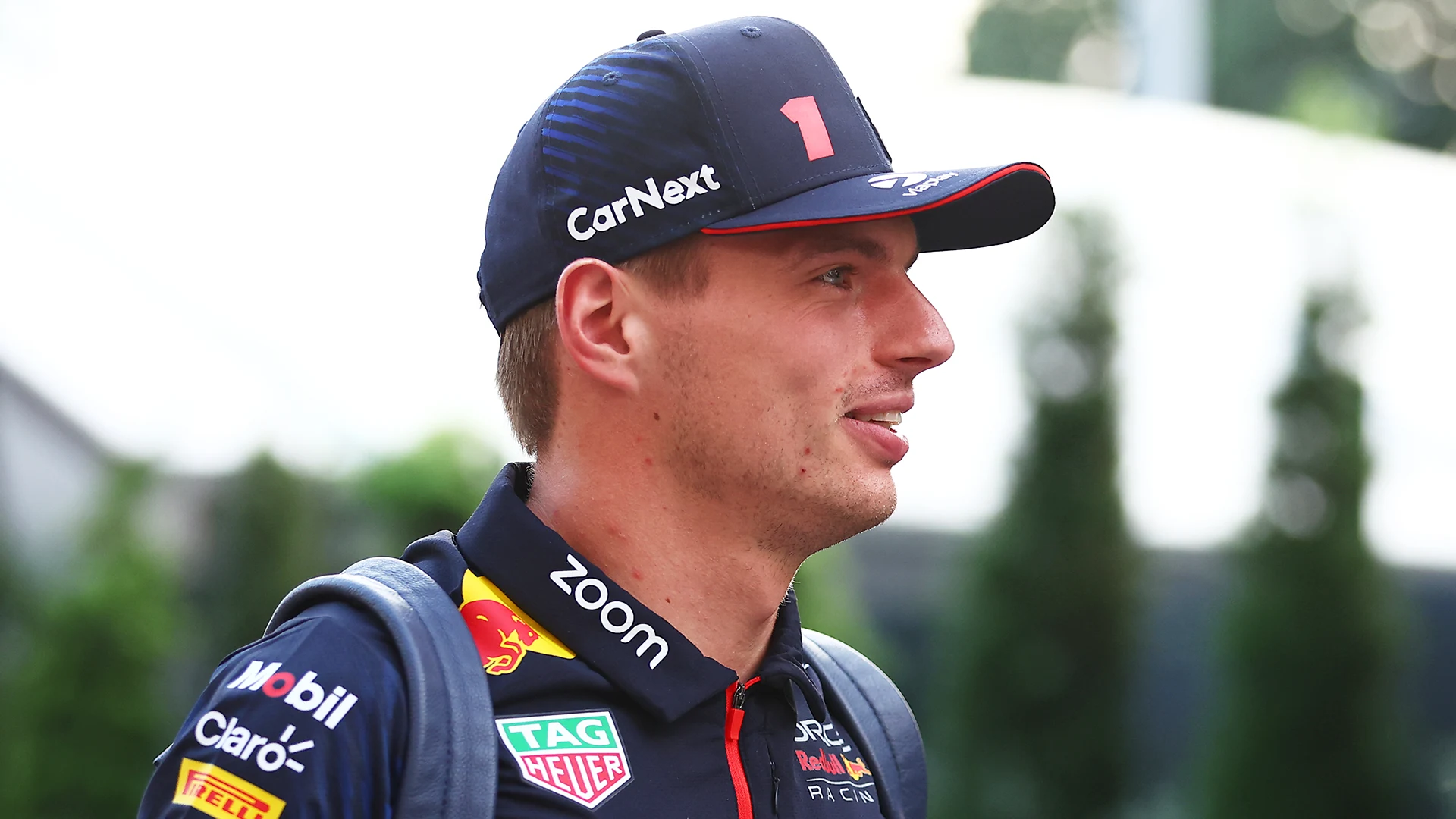 verstappen-singapore-portrait-2023-2.png