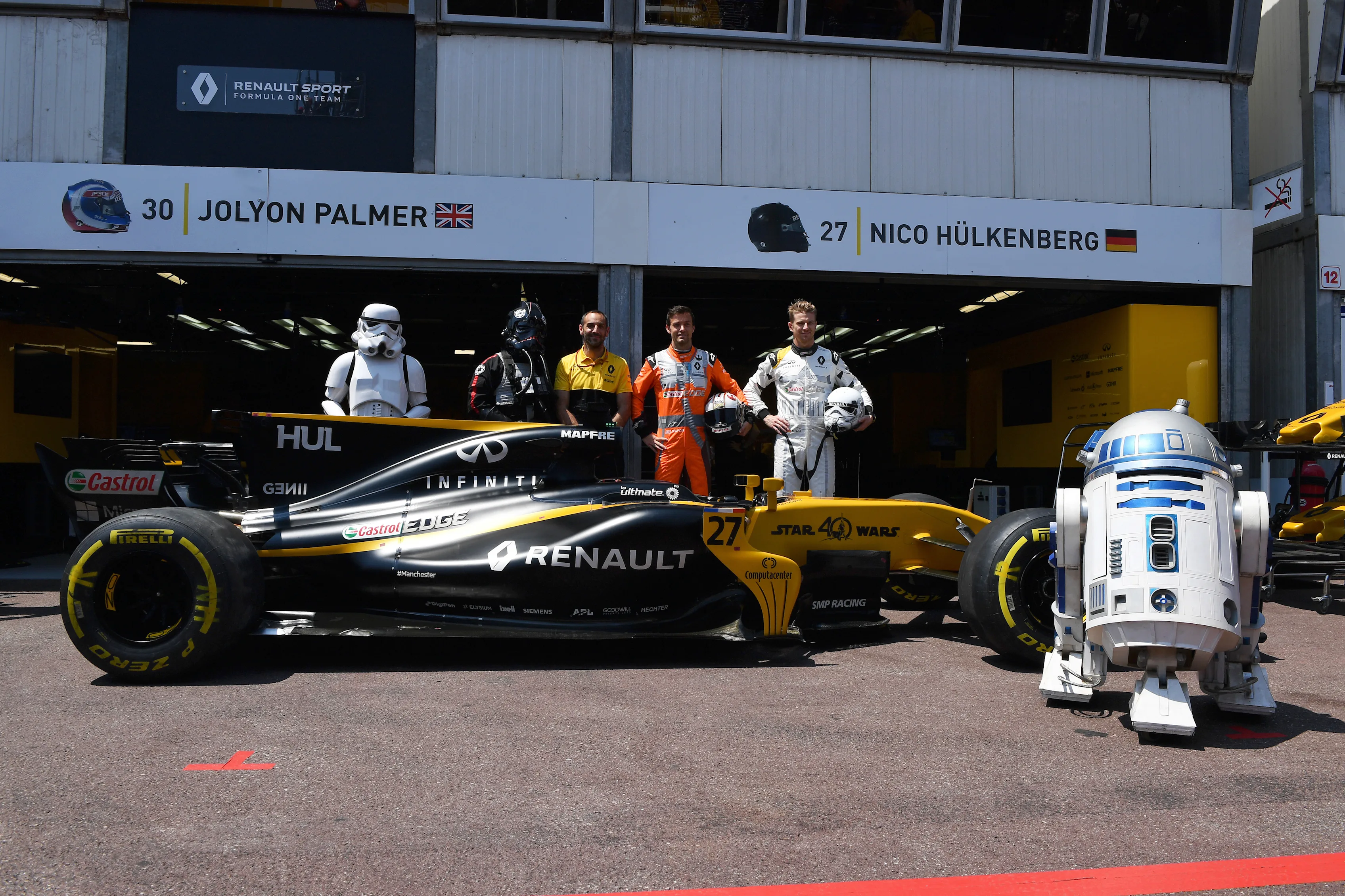 The Renaults also carried special Star Wars anniversary branding over the weekend, while the drivers posed alongside the characters as the two worlds collided once again.