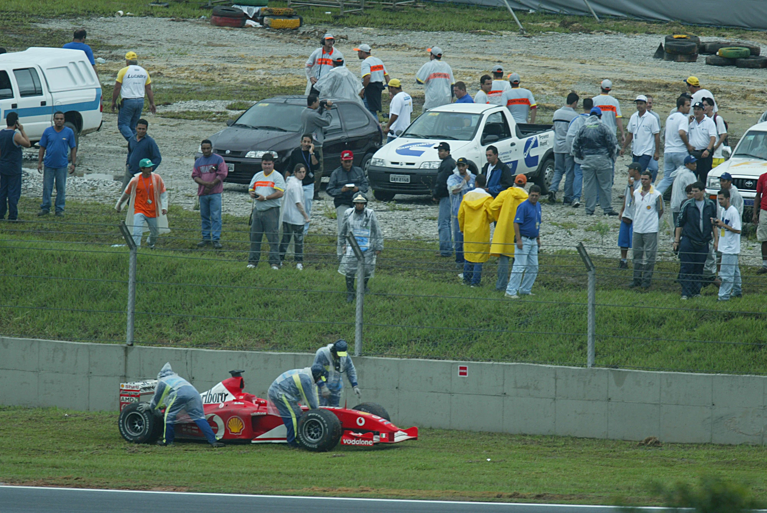 2003 Brazilian Grand Prix - Sunday Race Interlagos, Brazil. 6th April 2003. Rubens Barrichello,