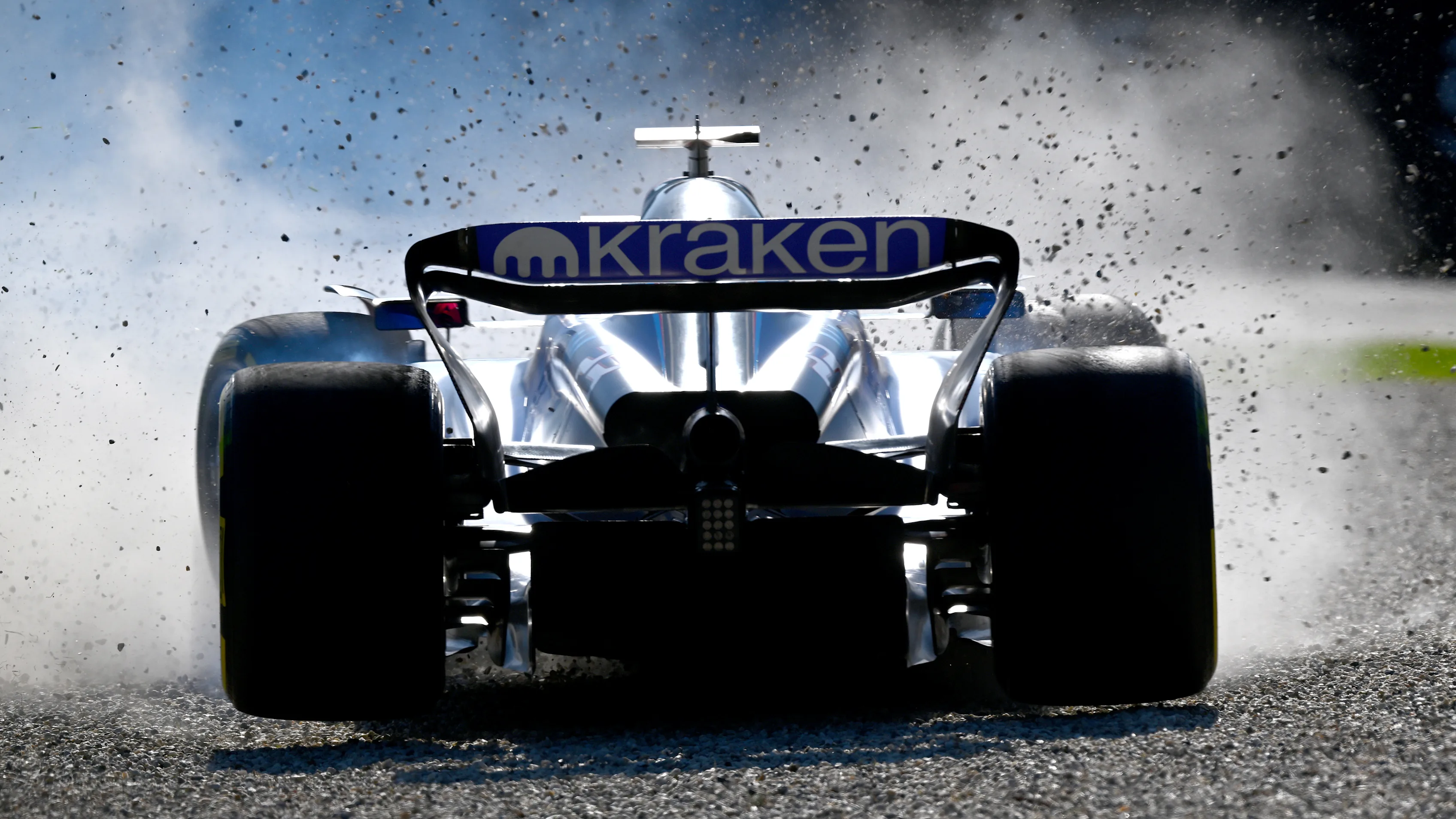 MELBOURNE, AUSTRALIA - APRIL 02: Alexander Albon of Thailand driving the (23) Williams FW45 Mercedes runs through a gravel trap before crashing during the F1 Grand Prix of Australia at Albert Park Grand Prix Circuit on April 02, 2023 in Melbourne, Australia. (Photo by Clive Mason - Formula 1/Formula 1 via Getty Images)