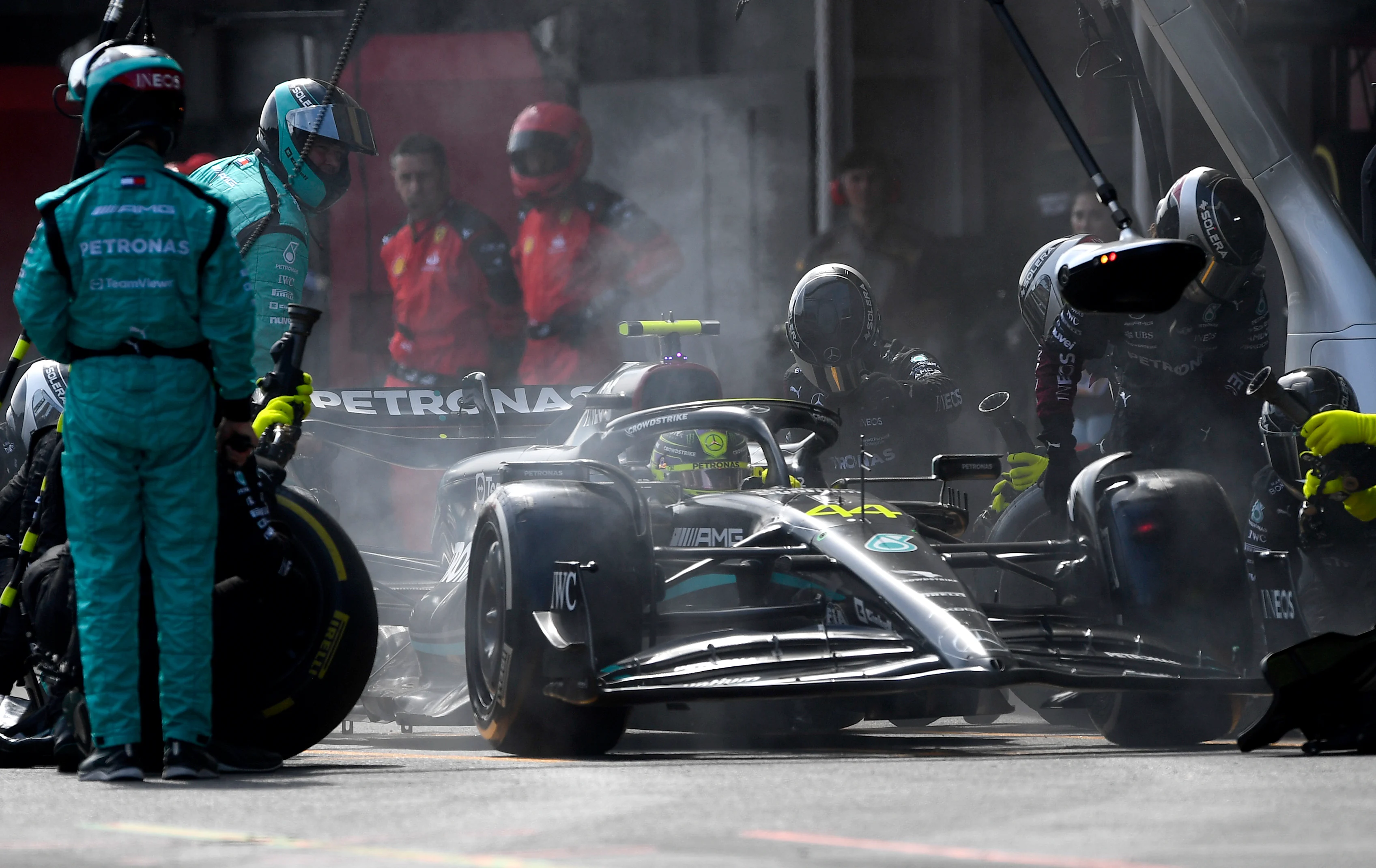 BAKU, AZERBAIJAN - APRIL 30: Lewis Hamilton of Great Britain driving the (44) Mercedes AMG Petronas F1 Team W14 comes in for a pitstop during the F1 Grand Prix of Azerbaijan at Baku City Circuit on April 30, 2023 in Baku, Azerbaijan. (Photo by Rudy Carezzevoli/Getty Images)