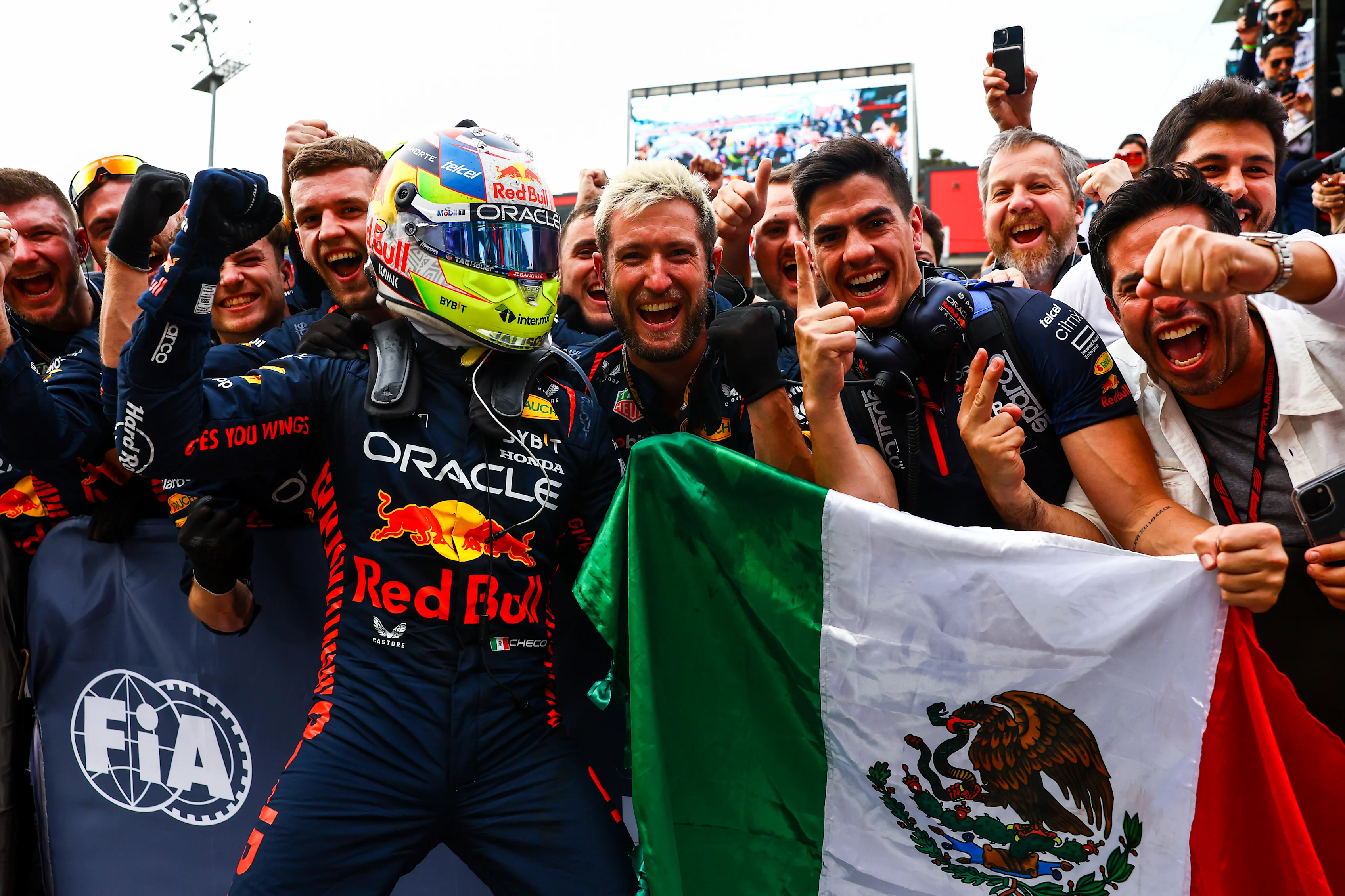BAKU, AZERBAIJAN - APRIL 30: Race winner Sergio Perez of Mexico and Oracle Red Bull Racing celebrates with teammates in parc ferme during the F1 Grand Prix of Azerbaijan at Baku City Circuit on April 30, 2023 in Baku, Azerbaijan. (Photo by Mark Thompson/Getty Images)