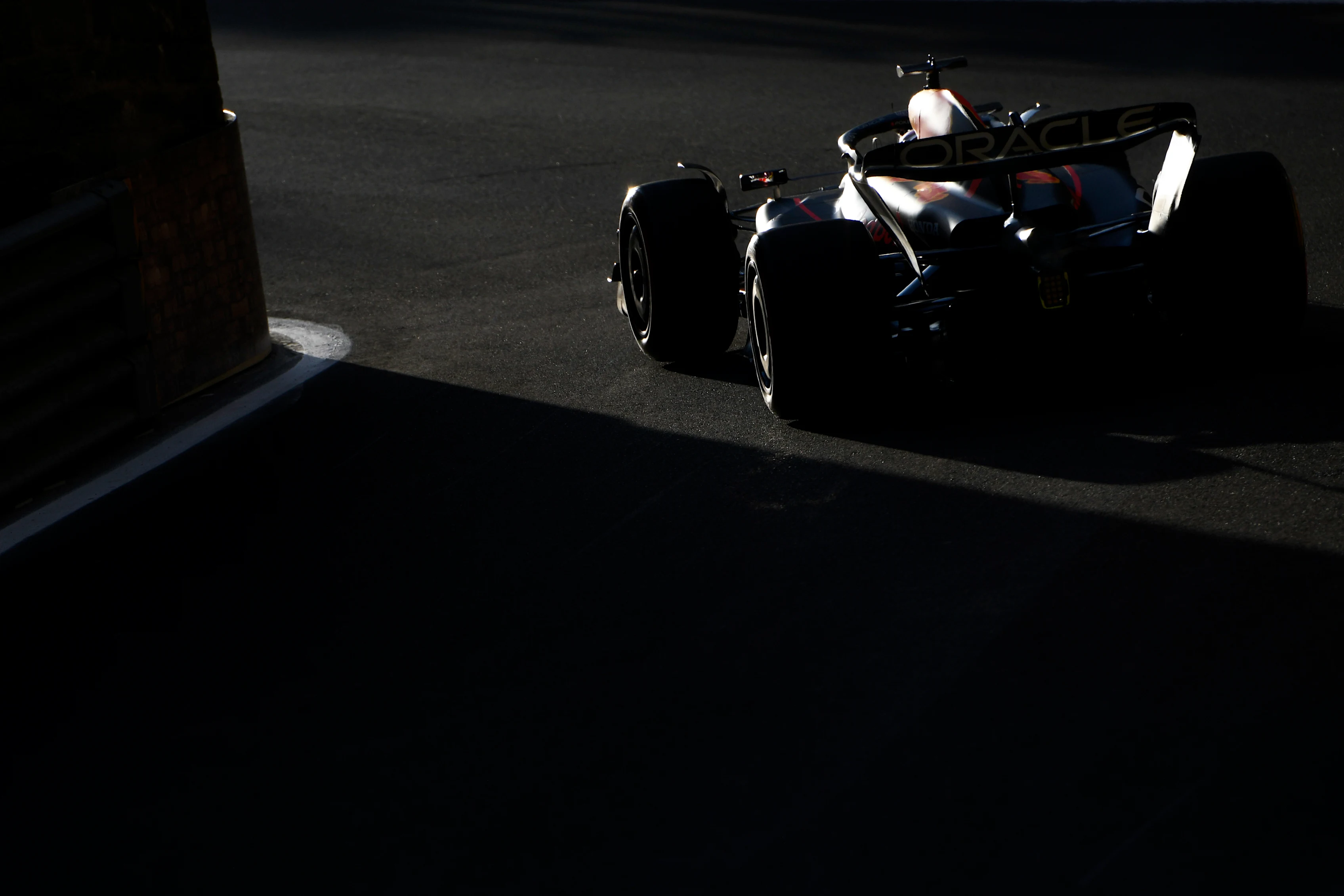 BAKU, AZERBAIJAN - APRIL 28: Oscar Piastri of Australia driving the (81) McLaren MCL60 Mercedes on track during qualifying ahead of the F1 Grand Prix of Azerbaijan at Baku City Circuit on April 28, 2023 in Baku, Azerbaijan. (Photo by Rudy Carezzevoli/Getty Images)