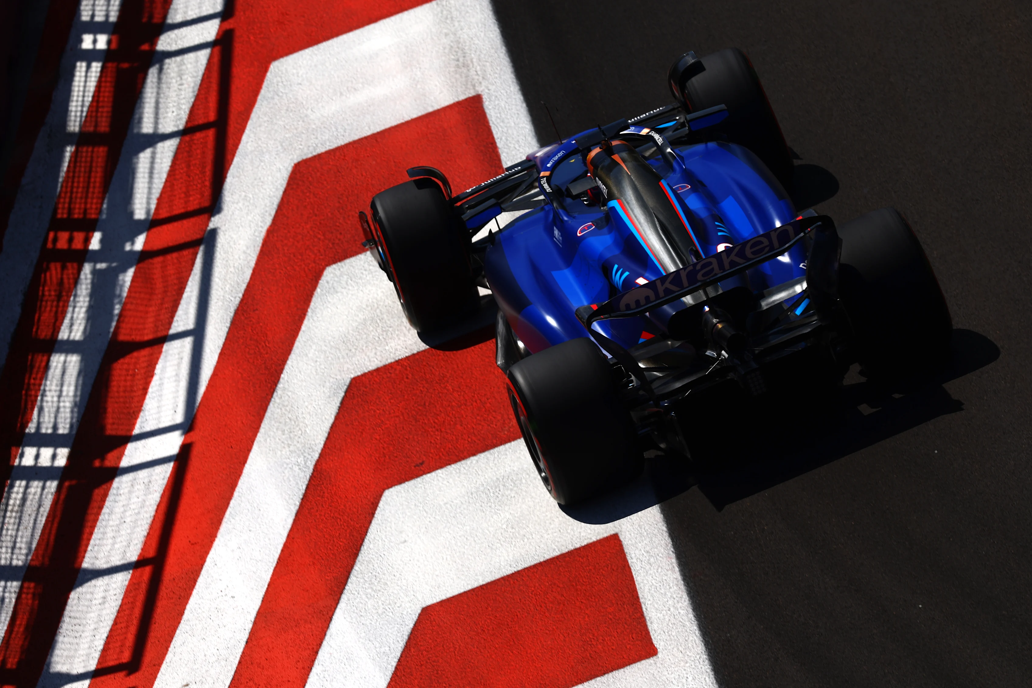 BAKU, AZERBAIJAN - APRIL 29: Alexander Albon of Thailand driving the (23) Williams FW45 Mercedes on track during the Sprint Shootout ahead of the F1 Grand Prix of Azerbaijan at Baku City Circuit on April 29, 2023 in Baku, Azerbaijan. (Photo by Alex Pantling/Getty Images)