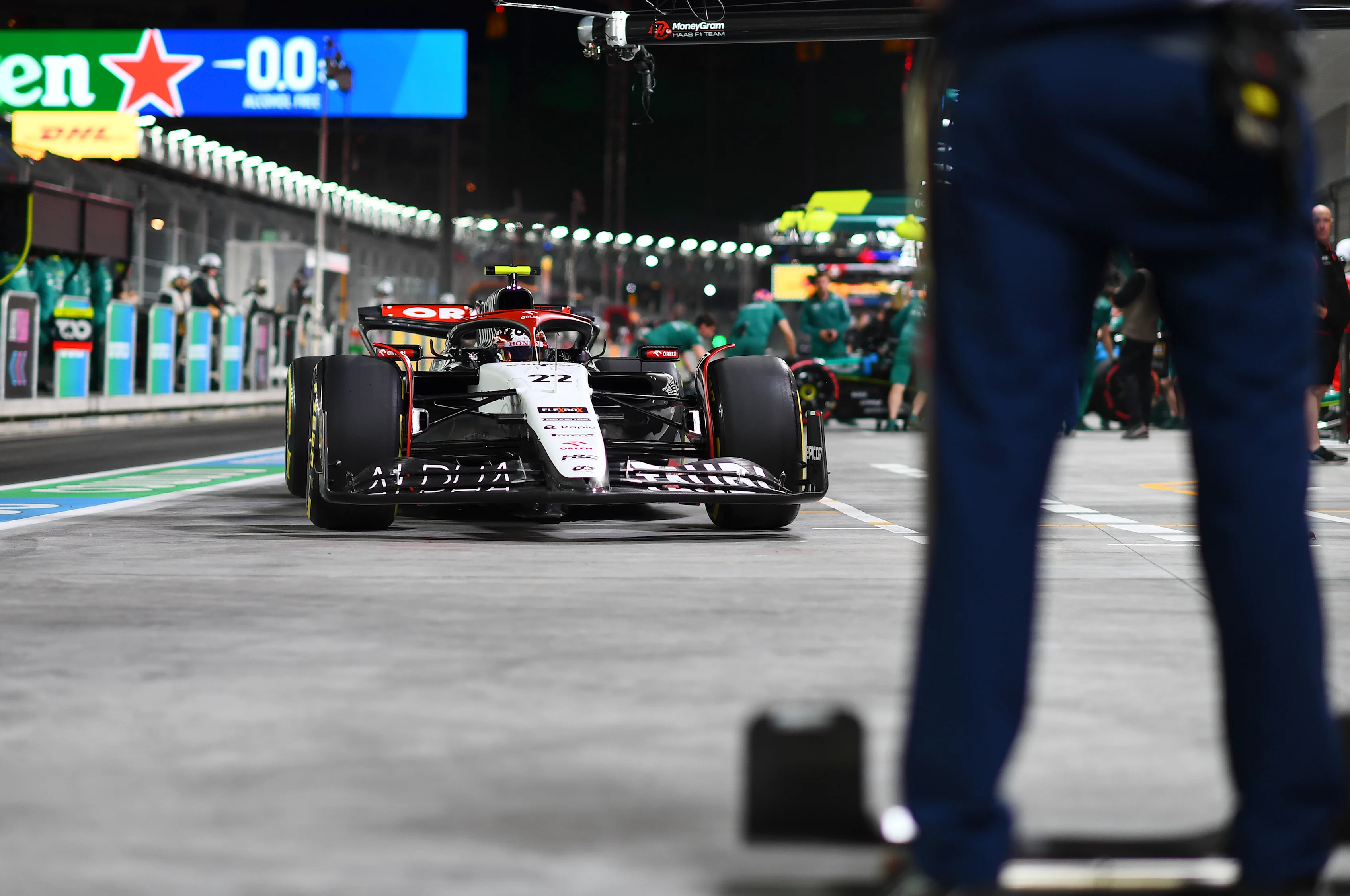 LAS VEGAS, NEVADA - NOVEMBER 16: Oscar Piastri of Australia driving the (81) McLaren MCL60 Mercedes