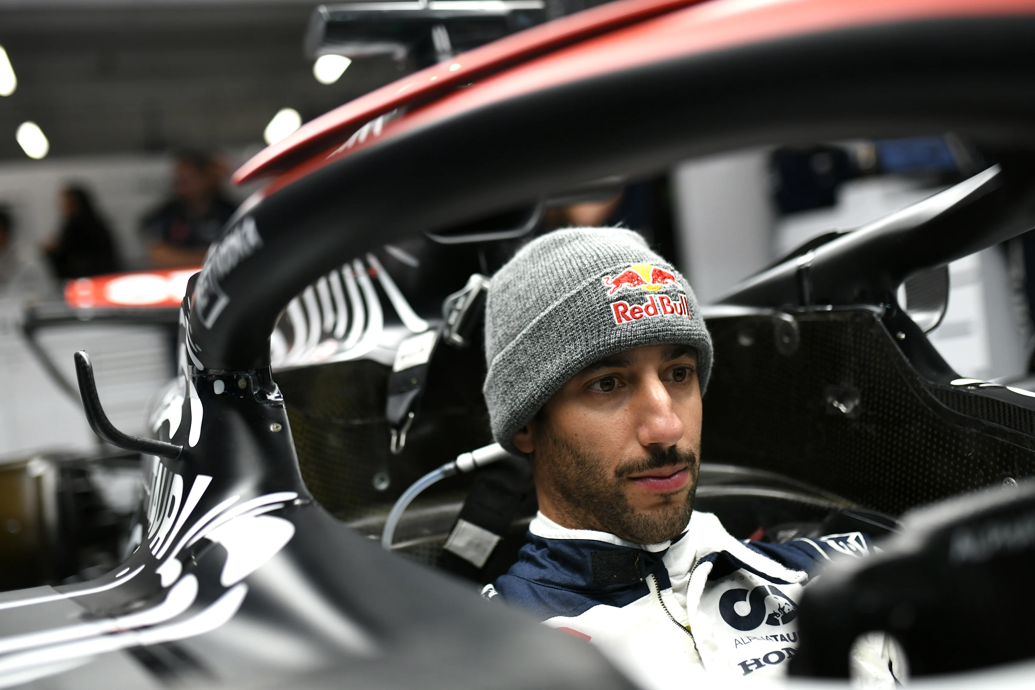 LAS VEGAS, NEVADA - NOVEMBER 17: Daniel Ricciardo of Australia and Scuderia AlphaTauri prepares to