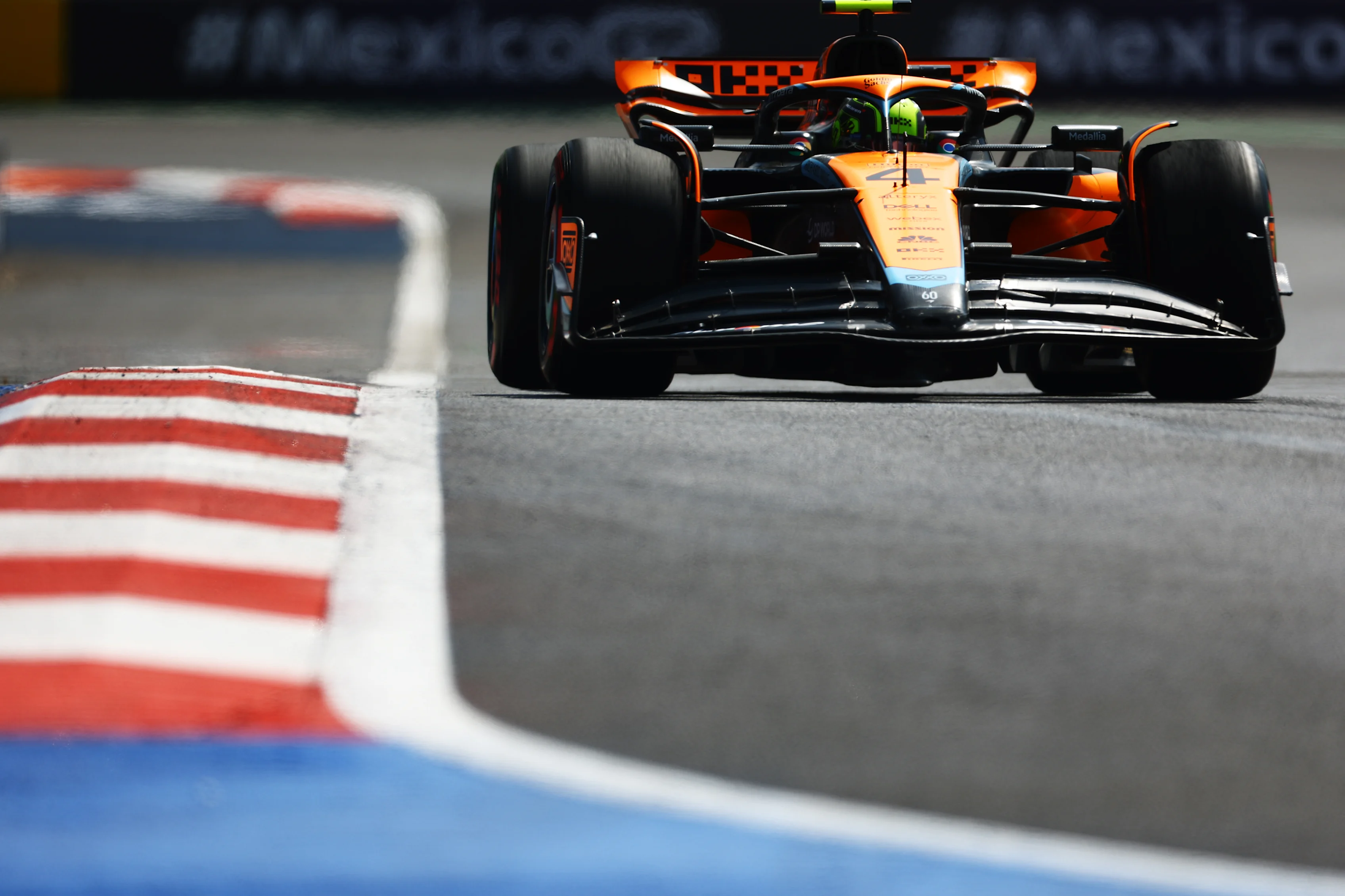 MEXICO CITY, MEXICO - OCTOBER 27: Lando Norris of Great Britain driving the (4) McLaren MCL60