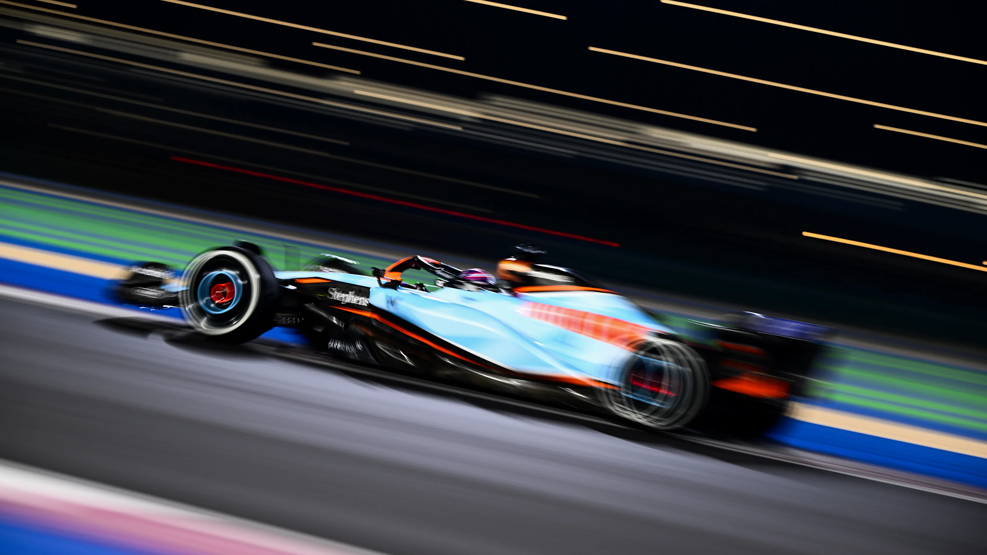LUSAIL CITY, QATAR - OCTOBER 08: Alexander Albon of Thailand driving the (23) Williams FW45 Mercedes on track during the F1 Grand Prix of Qatar at Lusail International Circuit on October 08, 2023 in Lusail City, Qatar. (Photo by Clive Mason - Formula 1/Formula 1 via Getty Images)