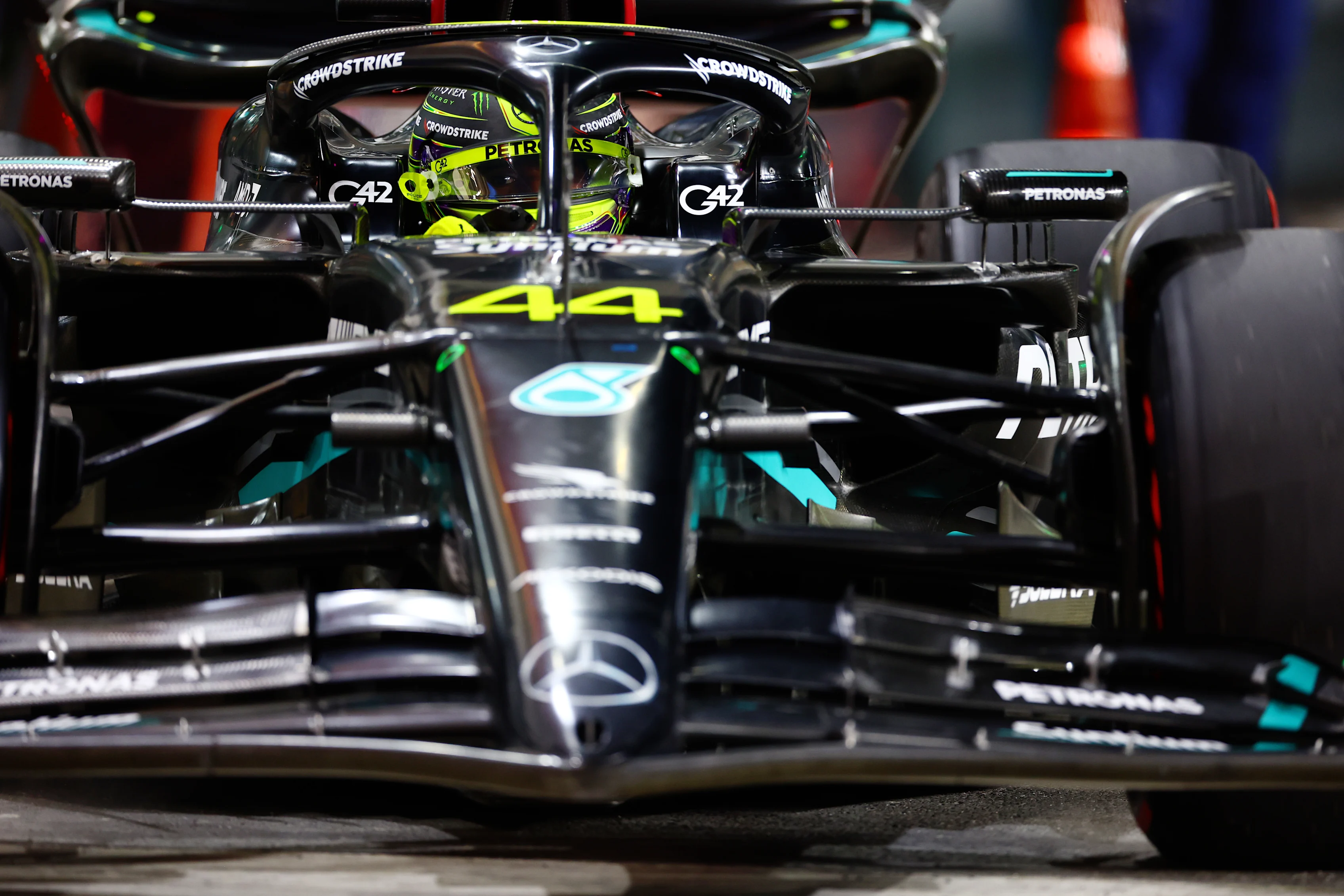 LUSAIL CITY, QATAR - OCTOBER 06: Lewis Hamilton of Great Britain driving the (44) Mercedes AMG Petronas F1 Team W14 drives in the Pitlane during qualifying ahead of the F1 Grand Prix of Qatar at Lusail International Circuit on October 06, 2023 in Lusail City, Qatar. (Photo by Mark Thompson/Getty Images)