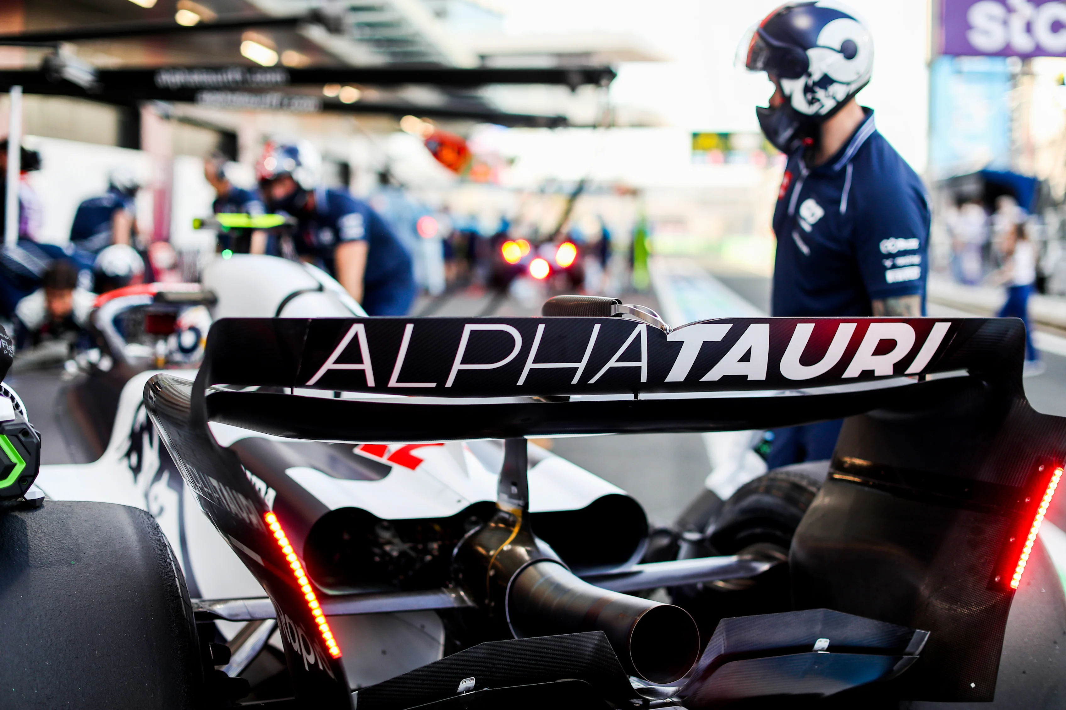 JEDDAH, SAUDI ARABIA - MARCH 17: Yuki Tsunoda of Scuderia AlphaTauri and Japan  during practice ahead of the F1 Grand Prix of Saudi Arabia at Jeddah Corniche Circuit on March 17, 2023 in Jeddah, Saudi Arabia. (Photo by Peter Fox/Getty Images)