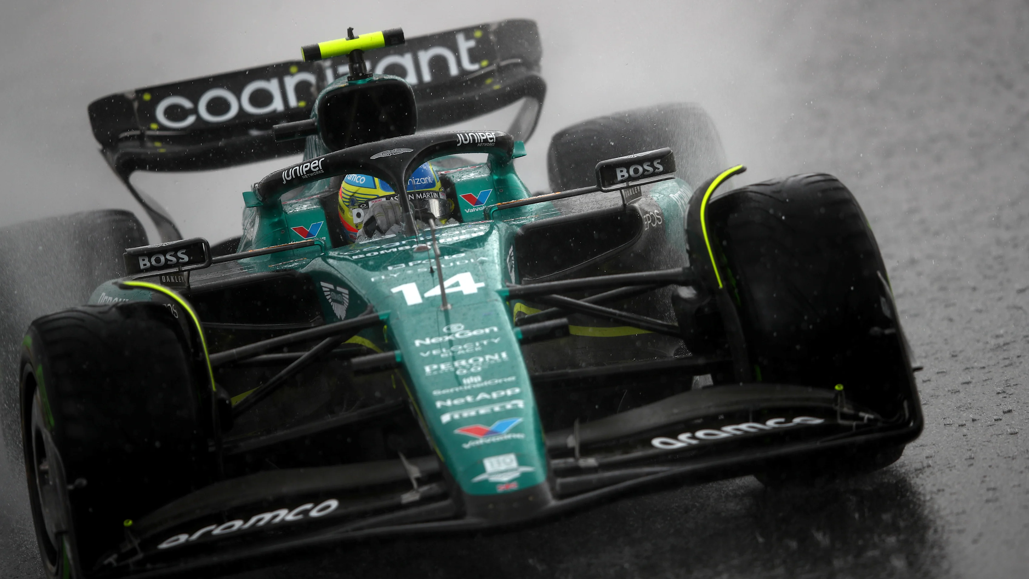 ZANDVOORT, NETHERLANDS - AUGUST 27: Fernando Alonso of Spain driving the (14) Aston Martin AMR23