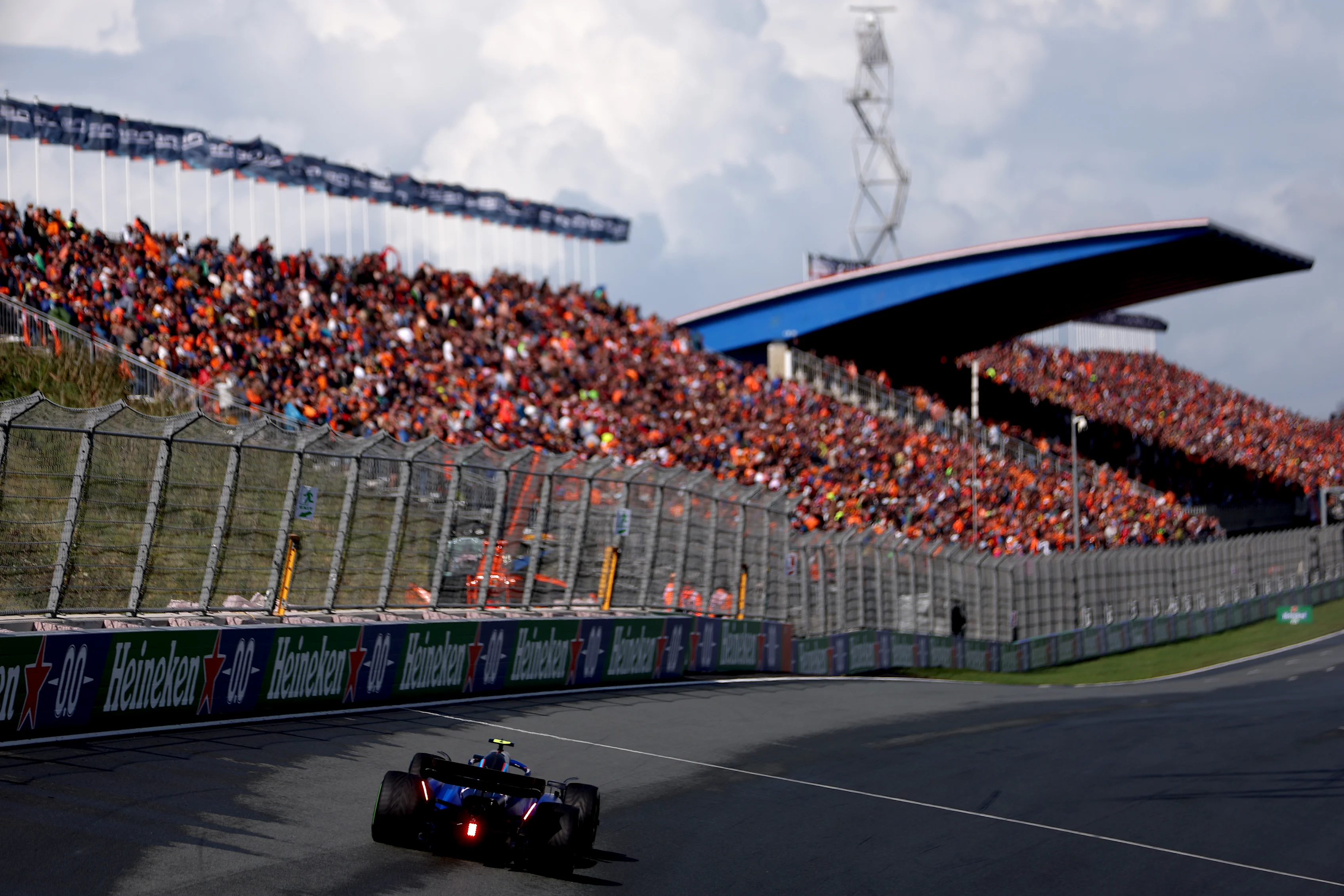 ZANDVOORT, NETHERLANDS - AUGUST 26: Logan Sargeant of United States driving the (2) Williams FW45