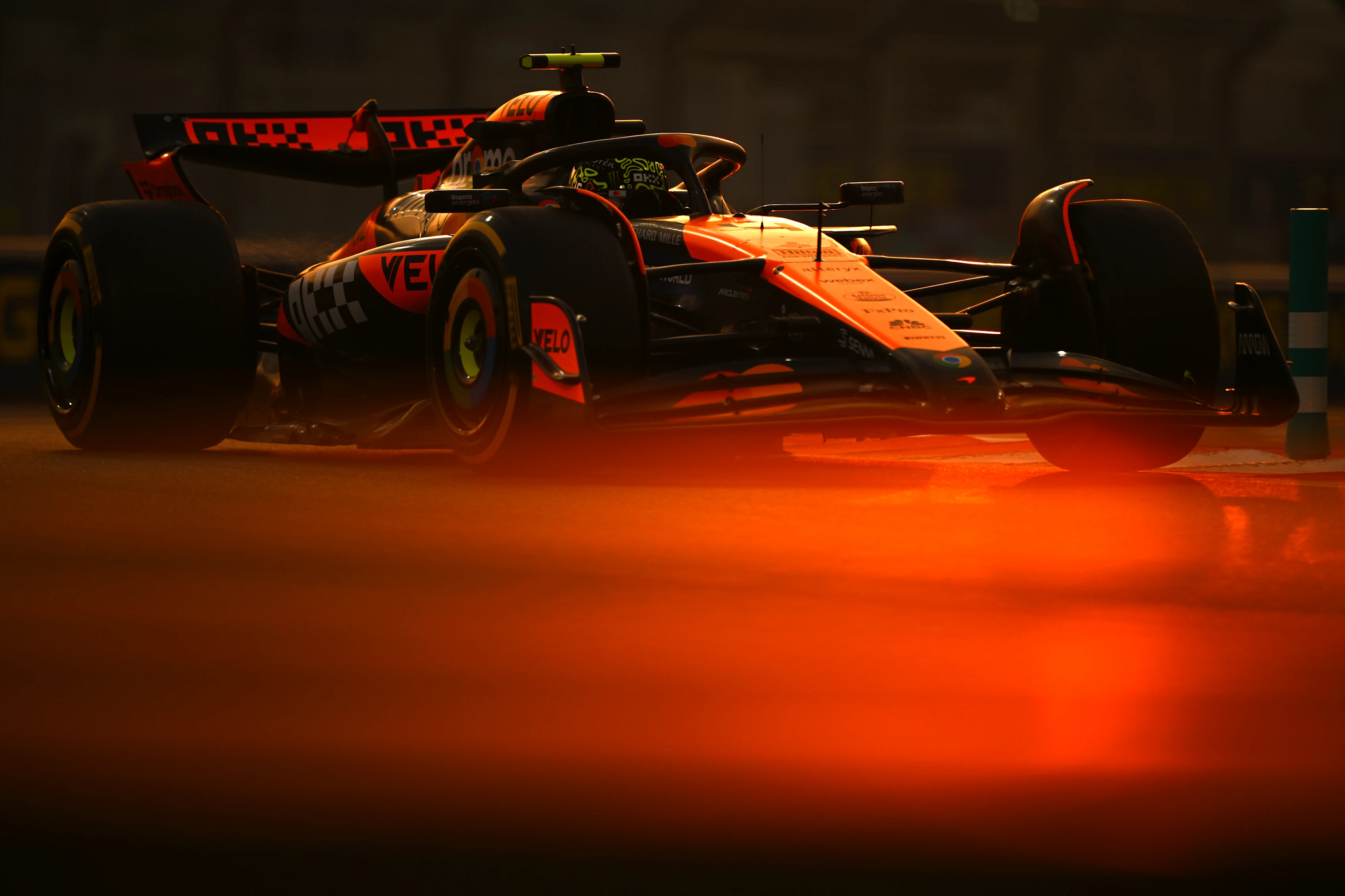 ABU DHABI, UNITED ARAB EMIRATES - DECEMBER 06: Lando Norris of Great Britain driving the (4) McLaren MCL38 Mercedes otn during practice ahead of the F1 Grand Prix of Abu Dhabi at Yas Marina Circuit on December 06, 2024 in Abu Dhabi, United Arab Emirates. (Photo by Clive Mason/Getty Images)
