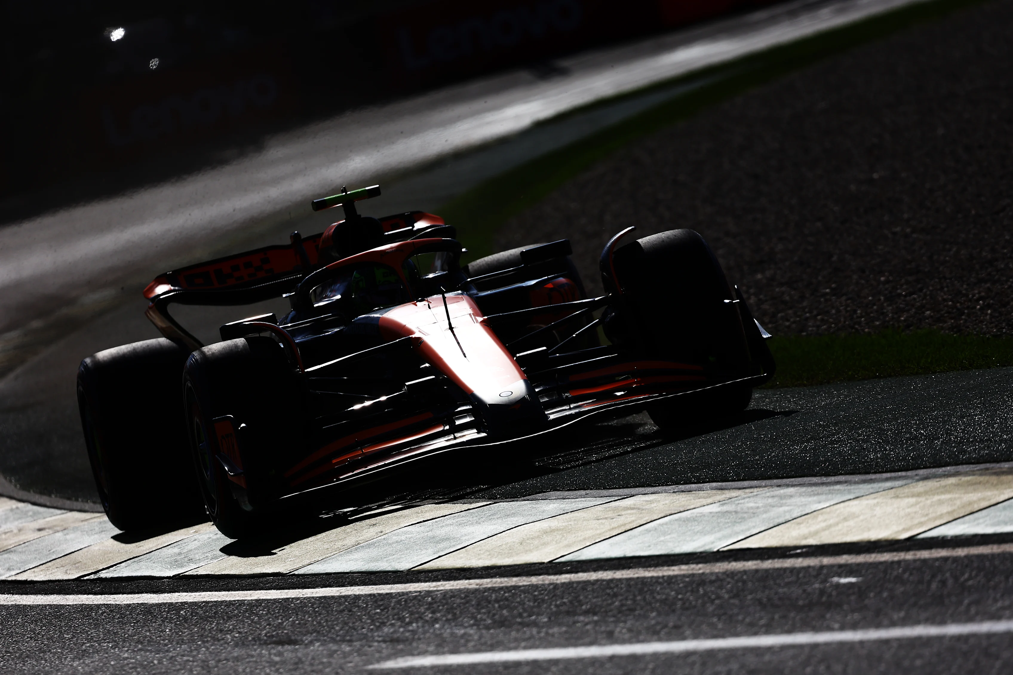 MELBOURNE, AUSTRALIA - MARCH 22: Lando Norris of Great Britain driving the (4) McLaren MCL38 Mercedes runs wide during practice ahead of the F1 Grand Prix of Australia at Albert Park Circuit on March 22, 2024 in Melbourne, Australia. (Photo by Mark Thompson/Getty Images)