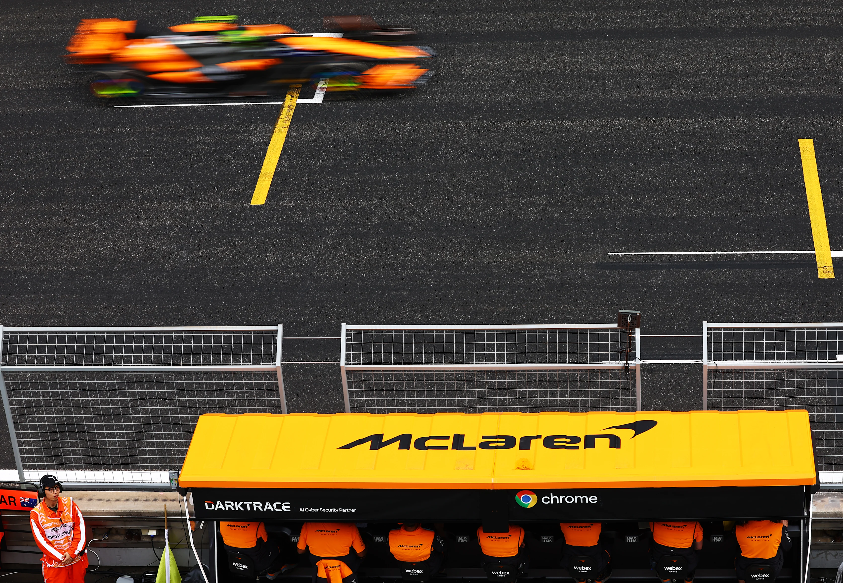 SHANGHAI, CHINA - APRIL 21: Lando Norris of Great Britain driving the (4) McLaren MCL38 Mercedes on track during the F1 Grand Prix of China at Shanghai International Circuit on April 21, 2024 in Shanghai, China. (Photo by Mark Thompson/Getty Images)