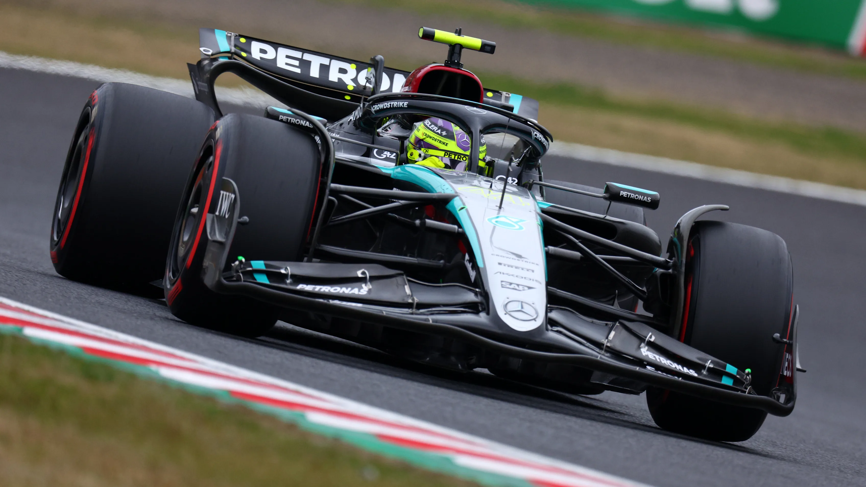 SUZUKA, JAPAN - APRIL 05: Lewis Hamilton of Great Britain driving the (44) Mercedes AMG Petronas F1