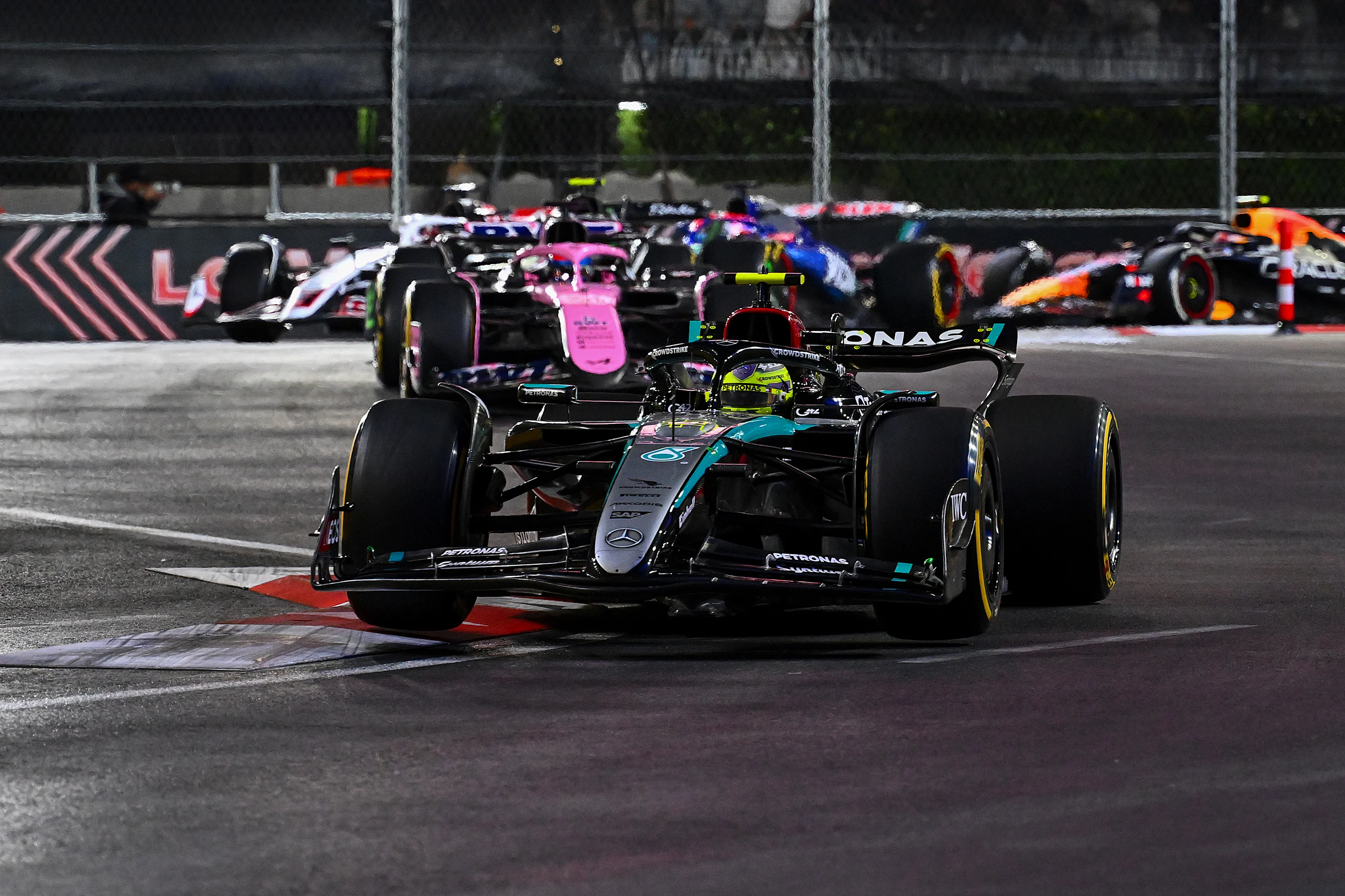 LAS VEGAS, NEVADA - NOVEMBER 23: Lewis Hamilton of Great Britain driving the (44) Mercedes AMG