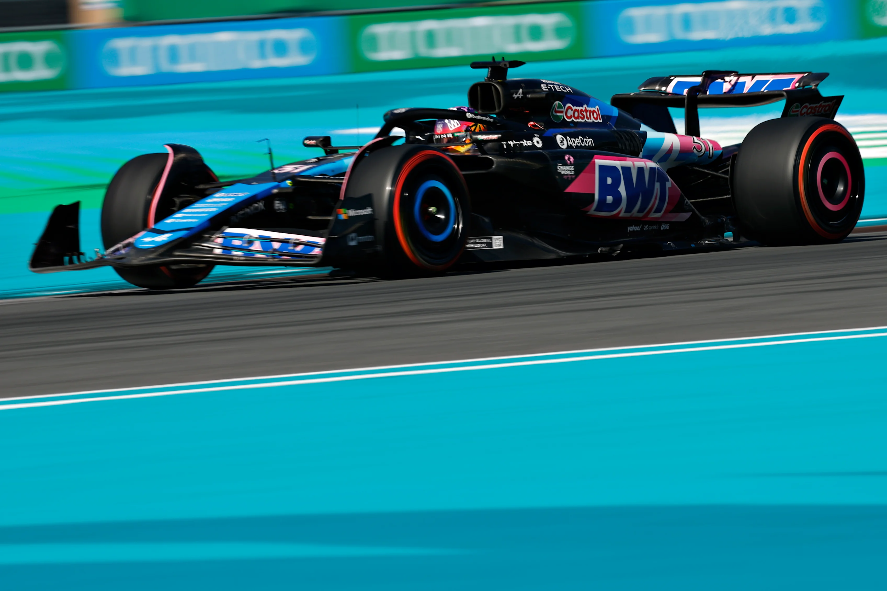 MIAMI, FLORIDA - MAY 04: Esteban Ocon of France driving the (31) Alpine F1 A524 Renault on track during qualifying ahead of the F1 Grand Prix of Miami at Miami International Autodrome on May 04, 2024 in Miami, Florida. (Photo by Chris Graythen/Getty Images)