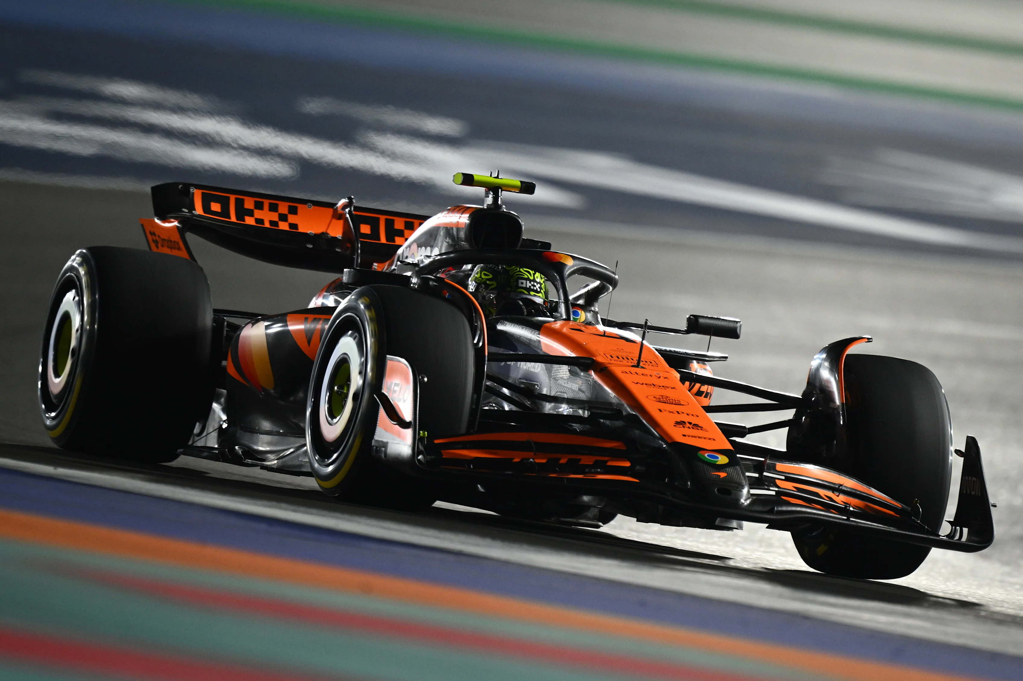 LUSAIL CITY, QATAR - DECEMBER 01: Lando Norris of Great Britain driving the (4) McLaren MCL38 Mercedes on track during the F1 Grand Prix of Qatar at Lusail International Circuit on December 01, 2024 in Lusail City, Qatar. (Photo by Clive Mason/Getty Images)