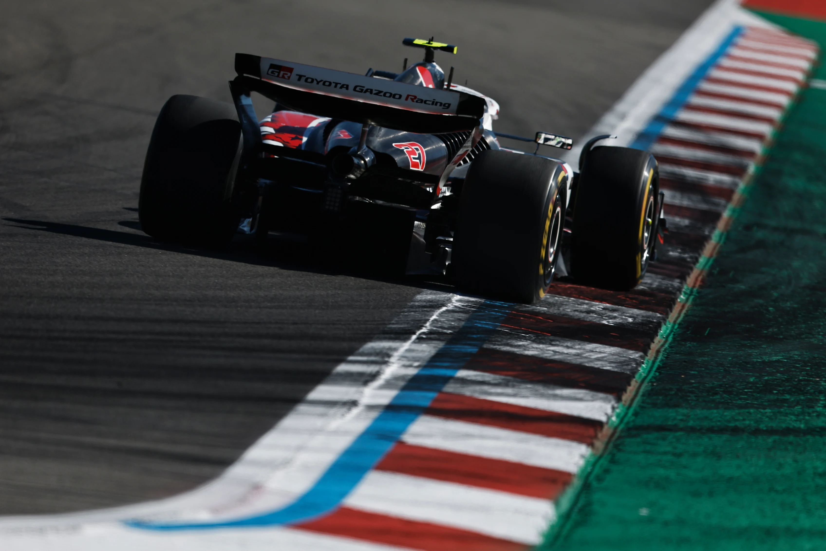 AUSTIN, TEXAS - OCTOBER 20: Nico Hulkenberg of Germany driving the (27) Haas F1 VF-24 Ferrari on track during the F1 Grand Prix of United States at Circuit of The Americas on October 20, 2024 in Austin, Texas. (Photo by Chris Graythen/Getty Images)