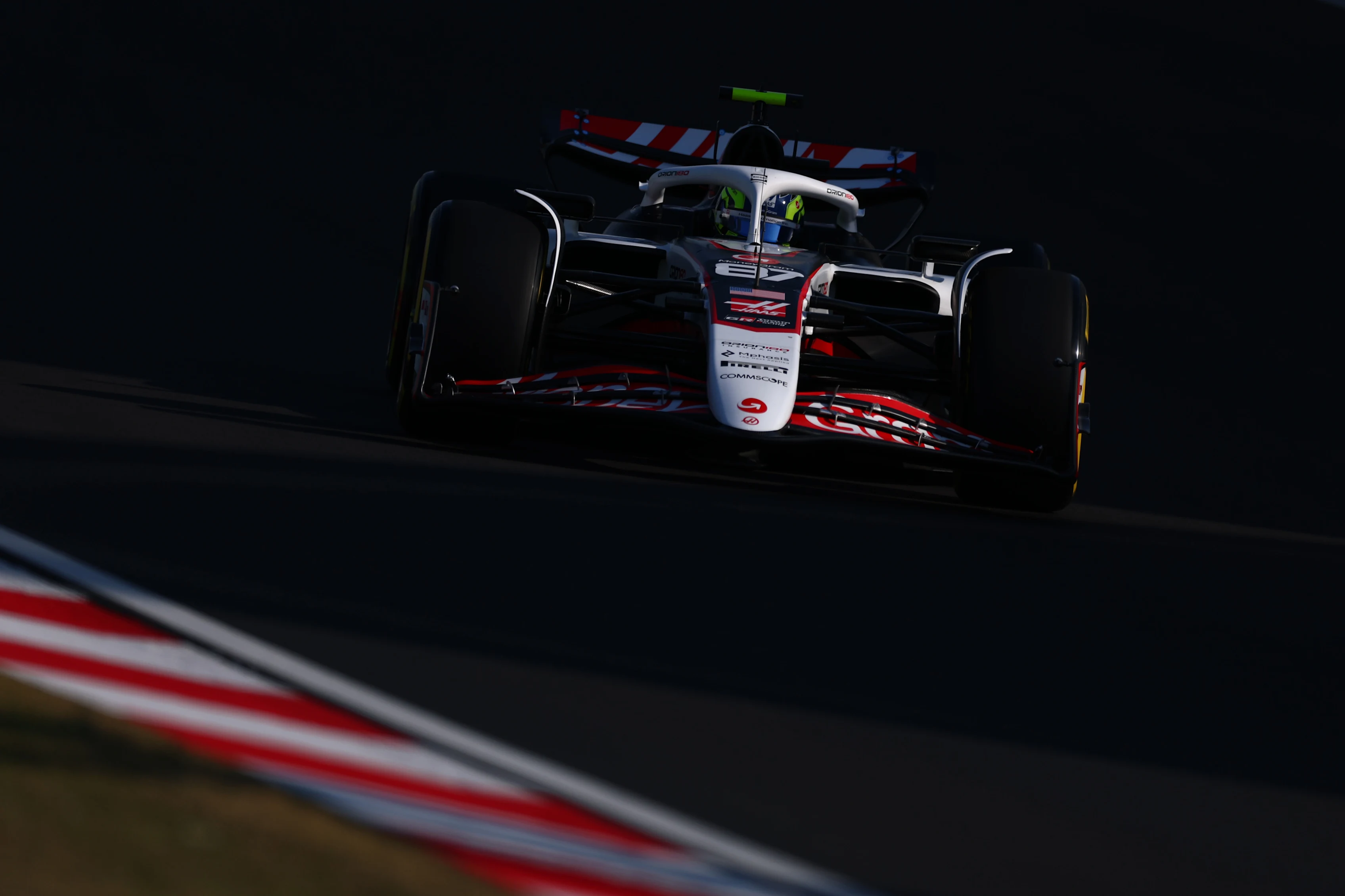 SHANGHAI, CHINA - MARCH 21: Oliver Bearman of Great Britain driving the (87) Haas F1 VF-25 Ferrari on track  during Sprint Qualifying ahead of the F1 Grand Prix of China at Shanghai International Circuit on March 21, 2025 in Shanghai, China. (Photo by Clive Rose/Getty Images)