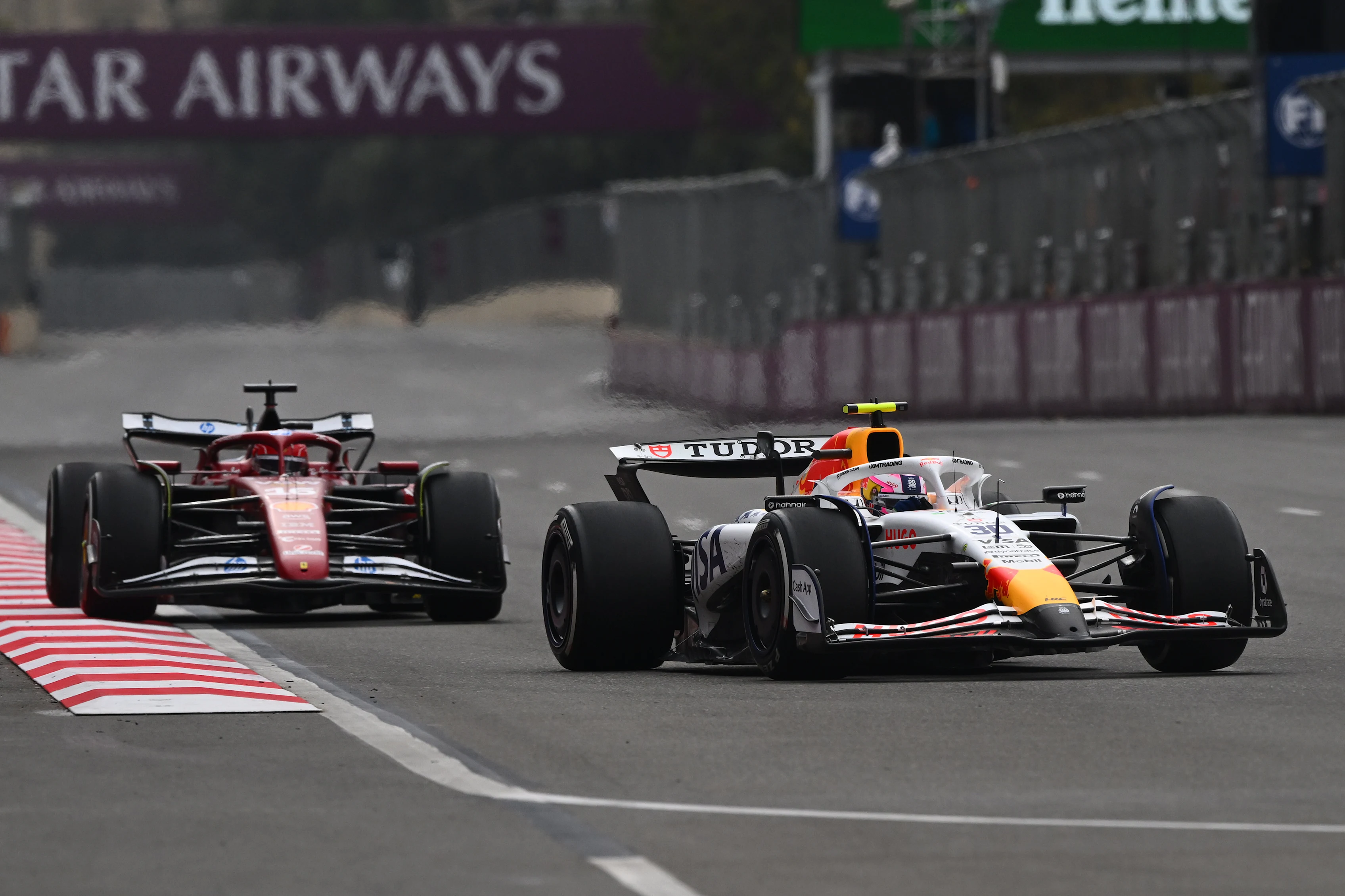 BAKU, AZERBAIJAN - SEPTEMBER 21: Liam Lawson of New Zealand driving the (30) Visa Cash App Racing