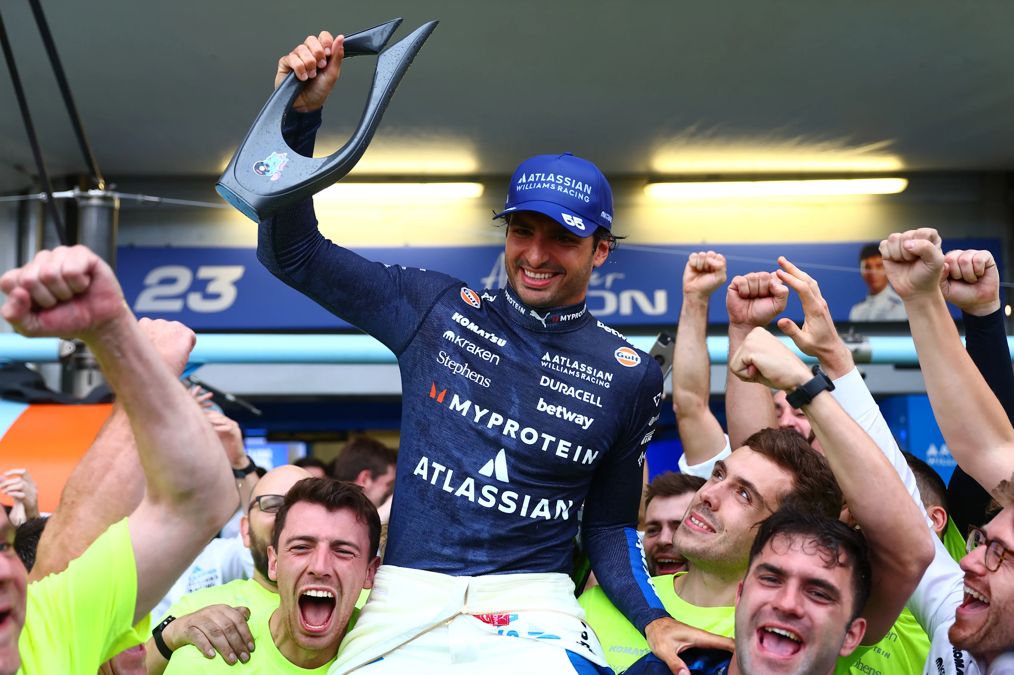 BAKU, AZERBAIJAN - SEPTEMBER 21: Third placed Carlos Sainz of Spain and Williams celebrates with