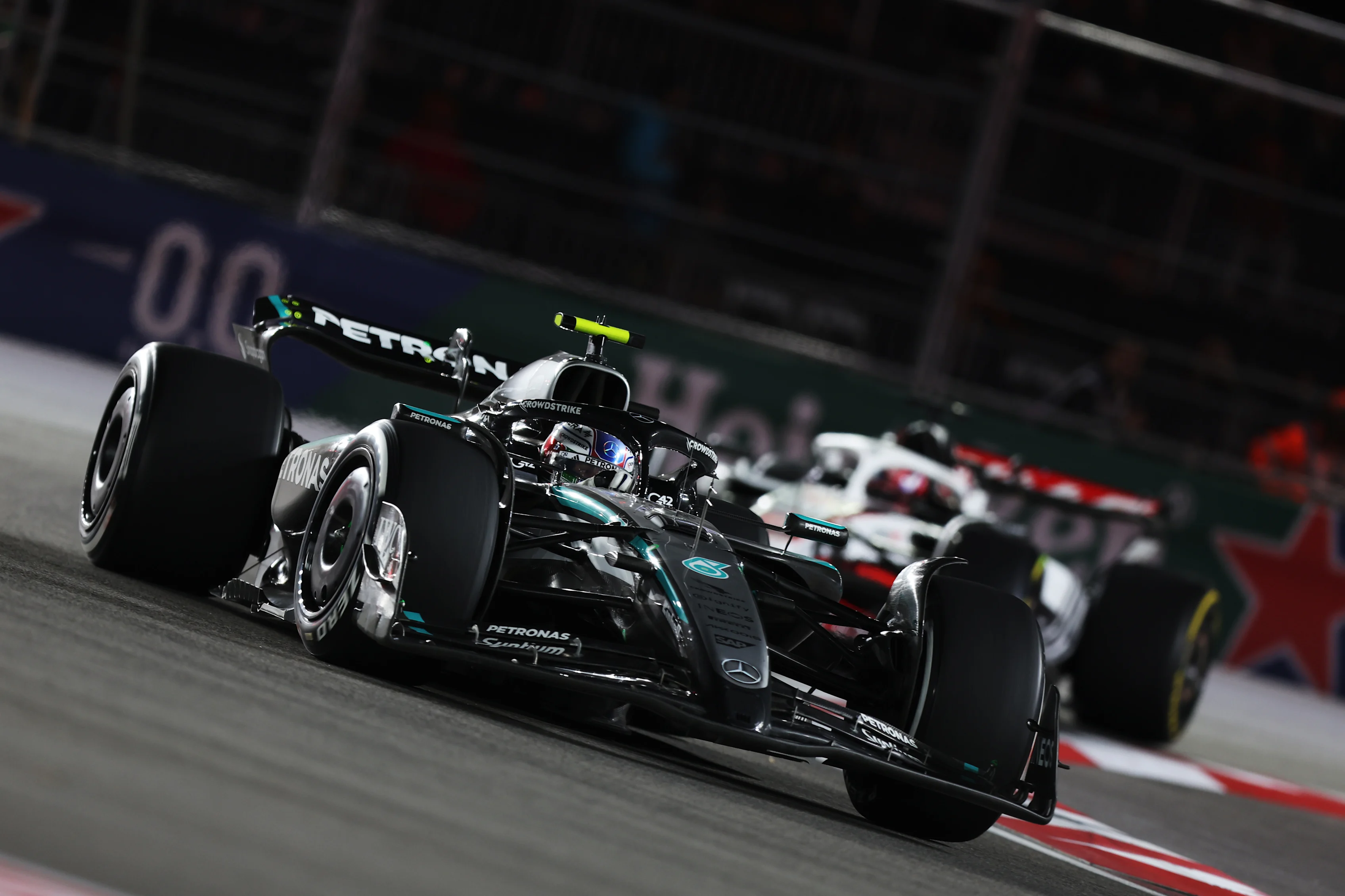 LAS VEGAS, NEVADA - NOVEMBER 22: Andrea Kimi Antonelli of Italy driving the (12) Mercedes AMG